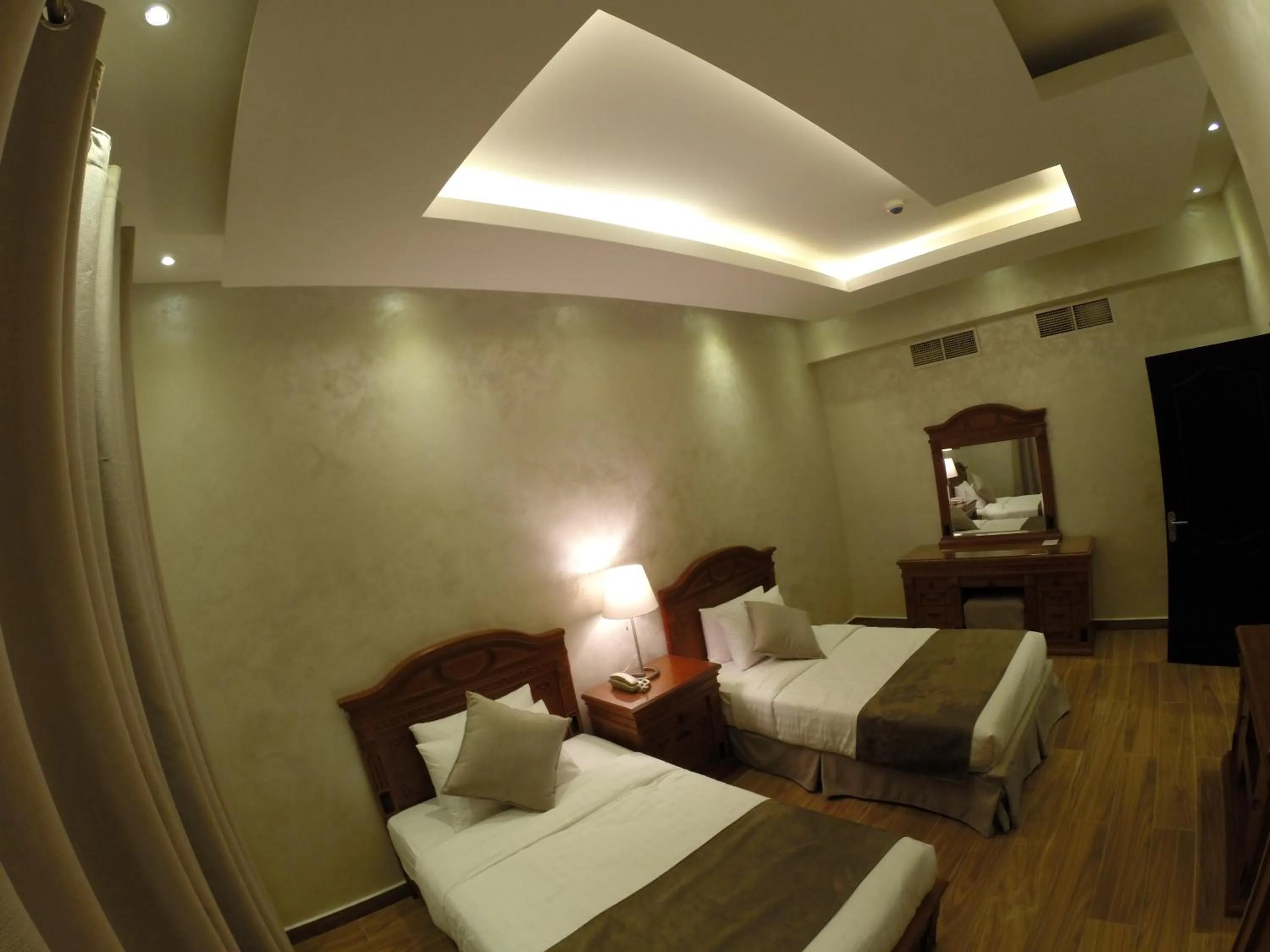 Bed in Le Park Hotel