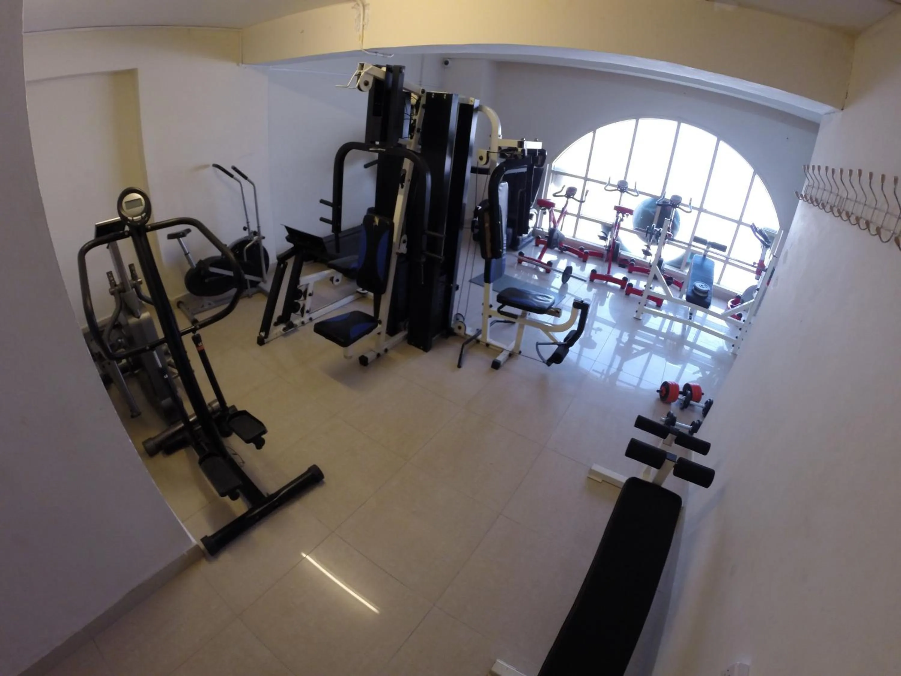 Fitness centre/facilities in Le Park Hotel