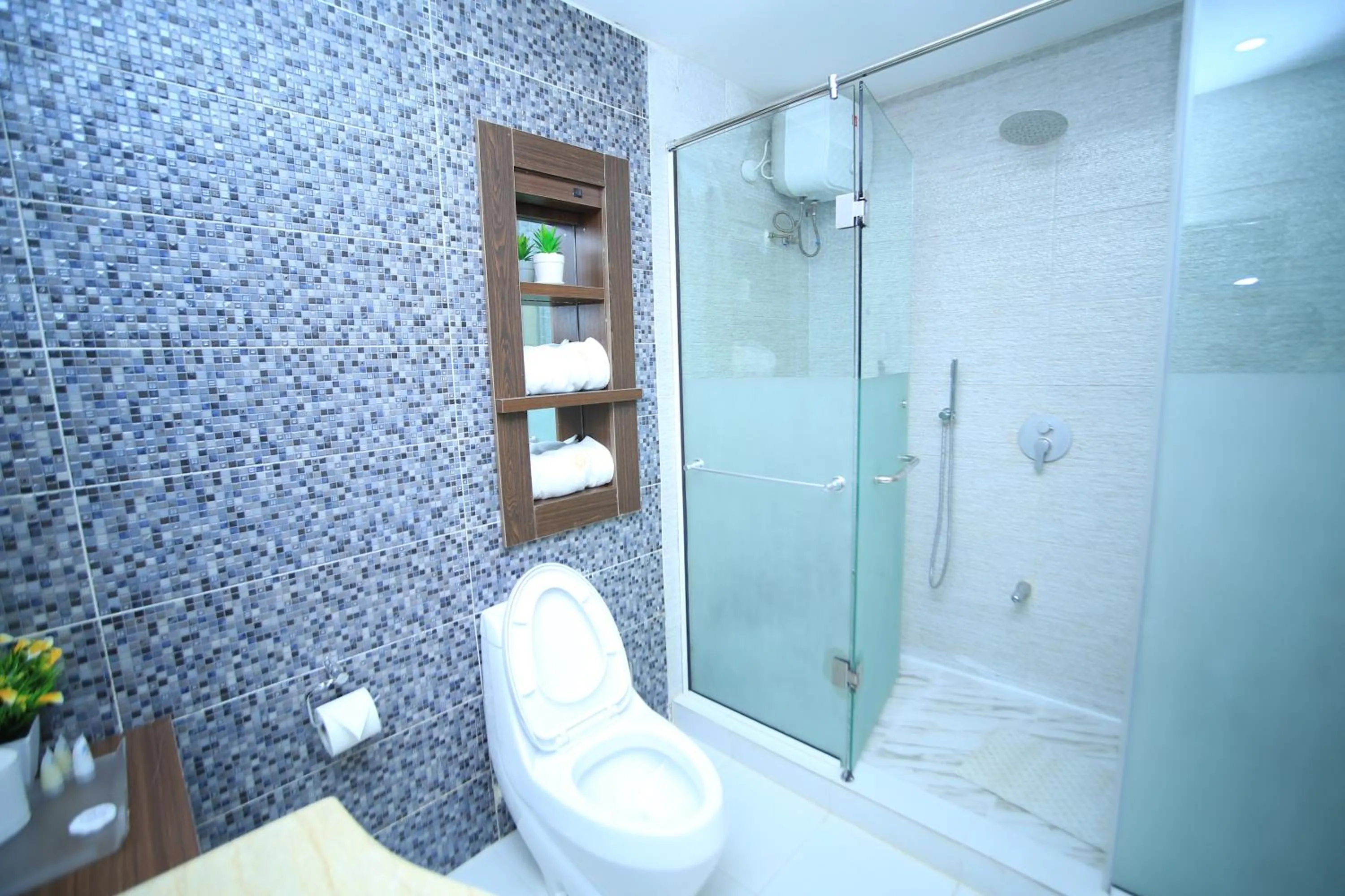 Hot Tub in Anabel Apartment and Suites, Abuja