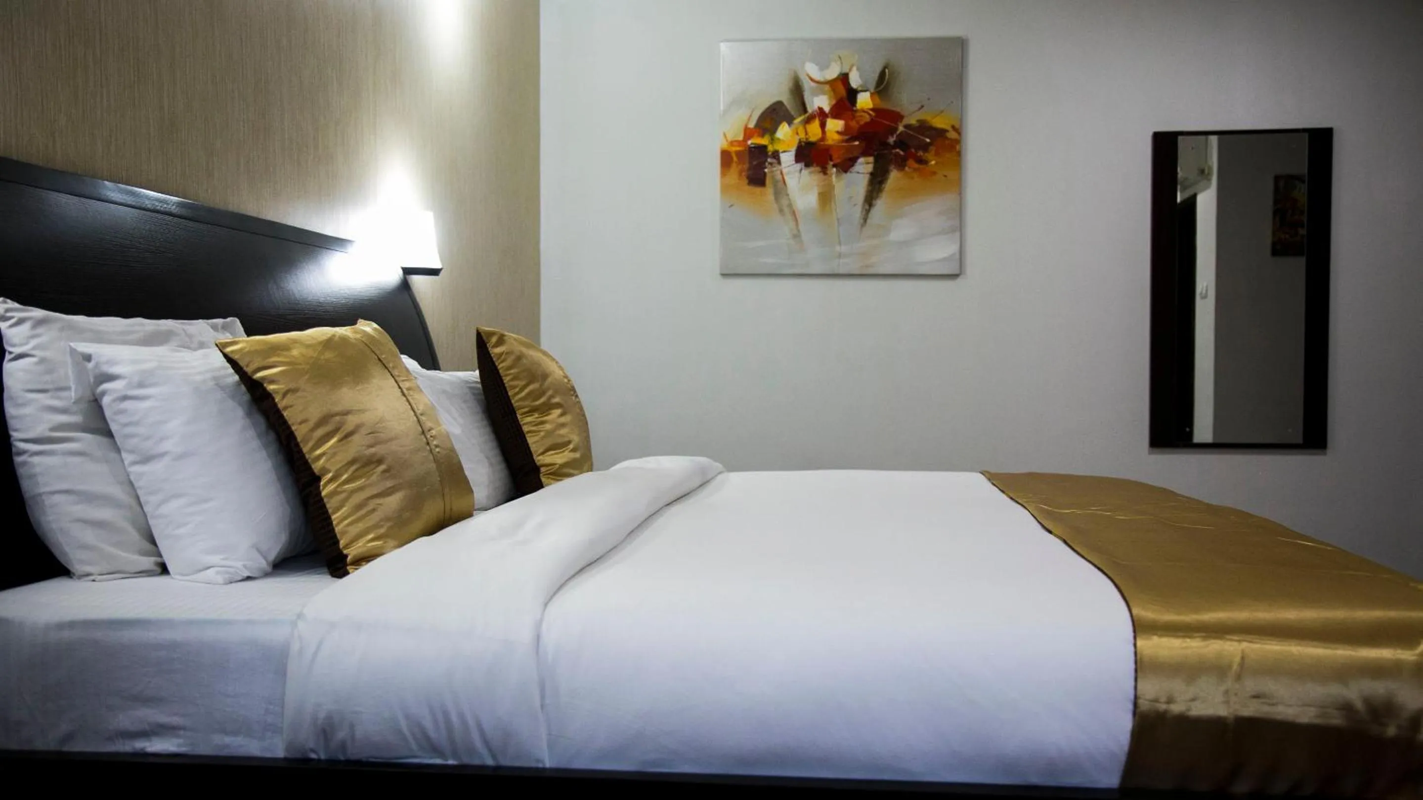 Bed in Anabel Apartment and Suites, Abuja