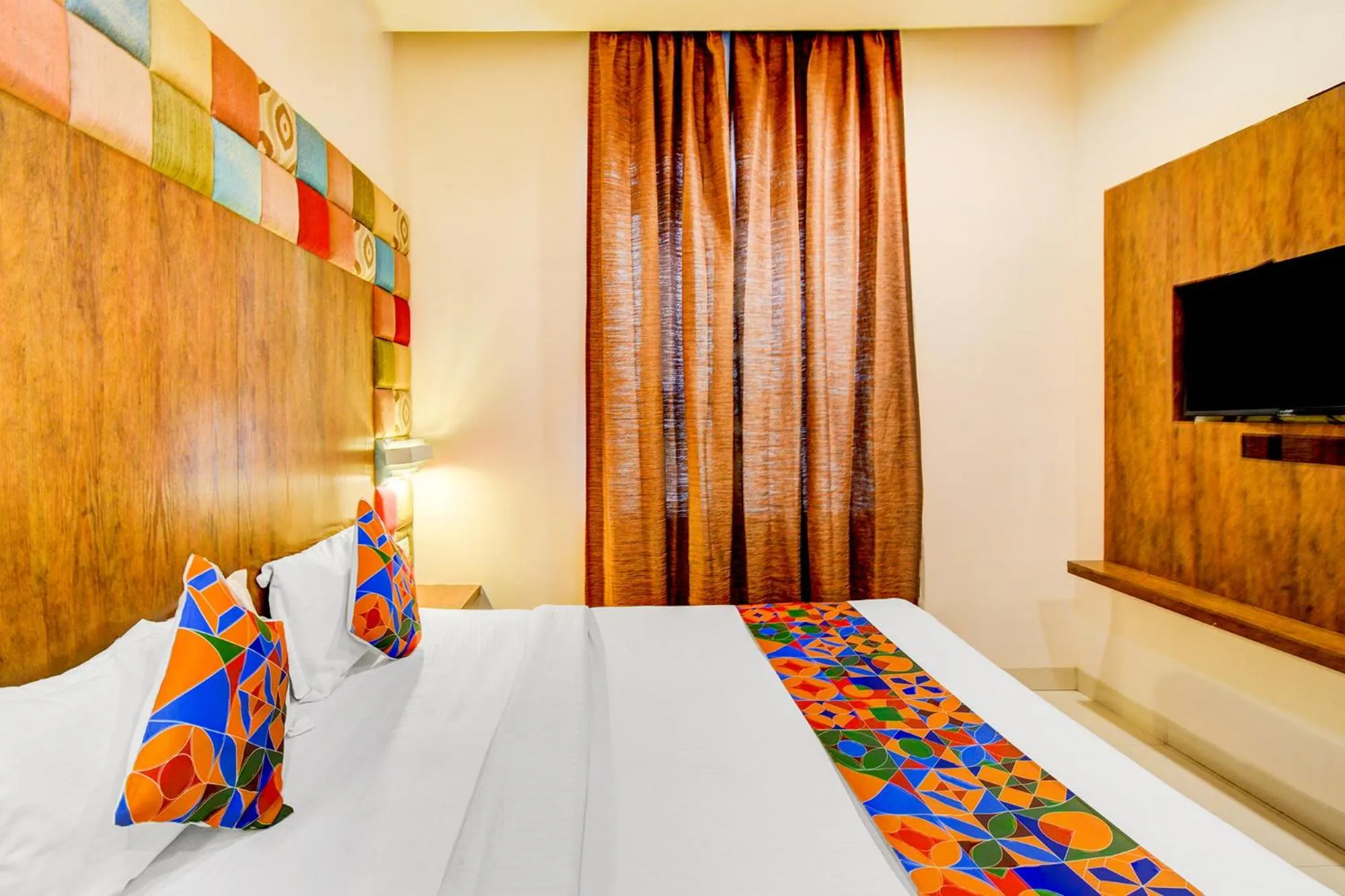 Bed in FabHotel Arastu Plaza - Nr Nampally Railway Station