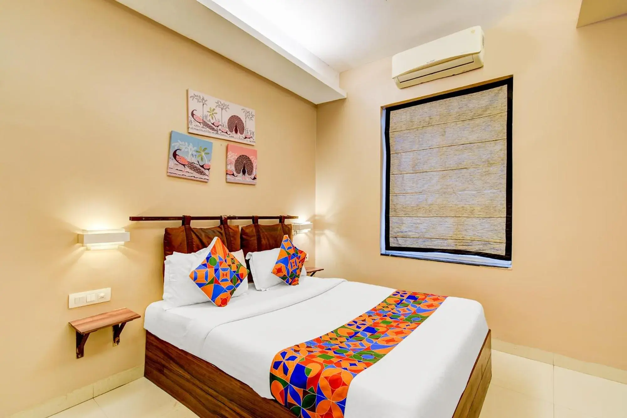 Suite - single occupancy in FabHotel Arastu Plaza - Nr Nampally Railway Station Suite - single occupancy in FabHotel Arastu Plaza - Nr Nampally Railway Station