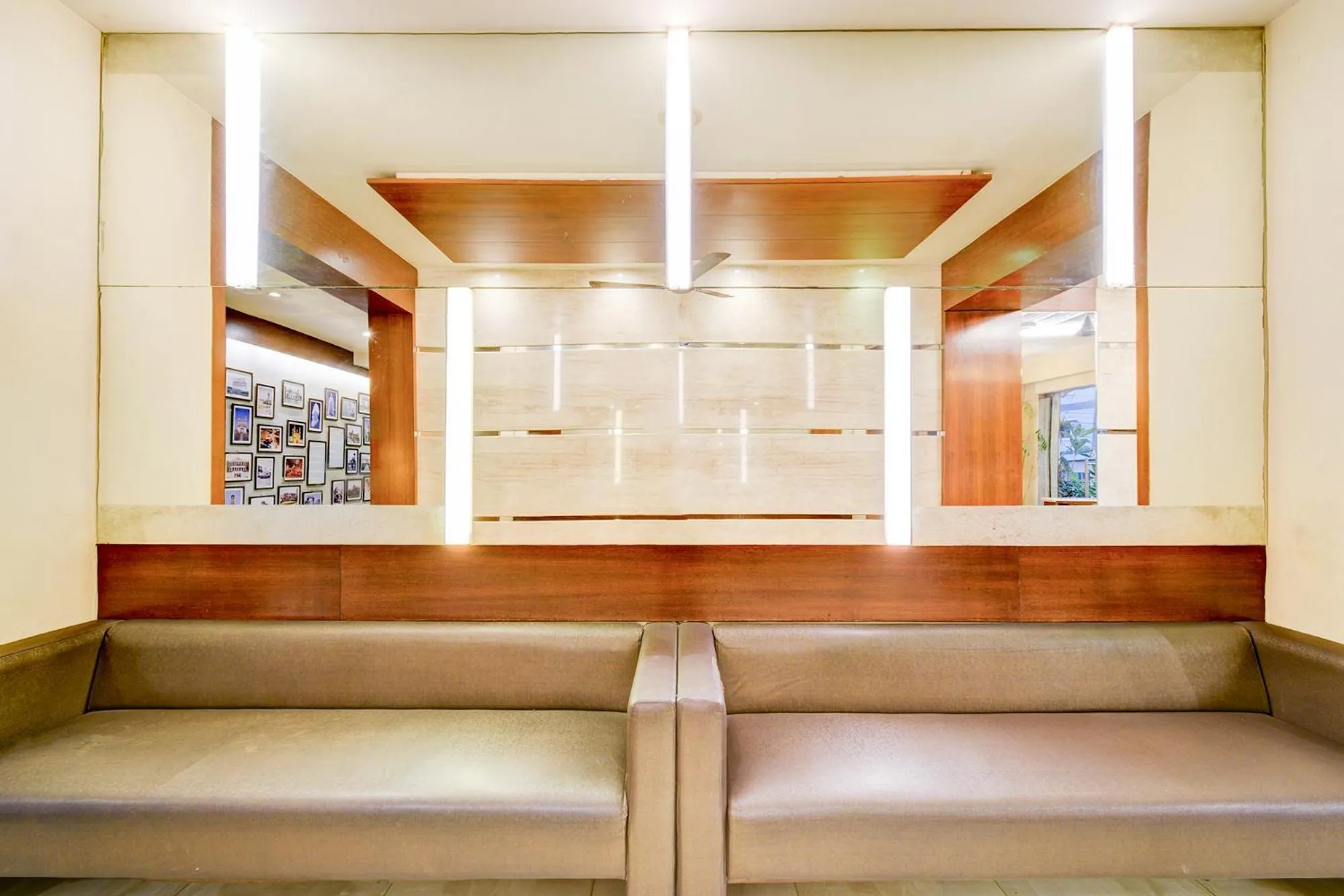 Seating area in FabHotel Arastu Plaza - Nr Nampally Railway Station