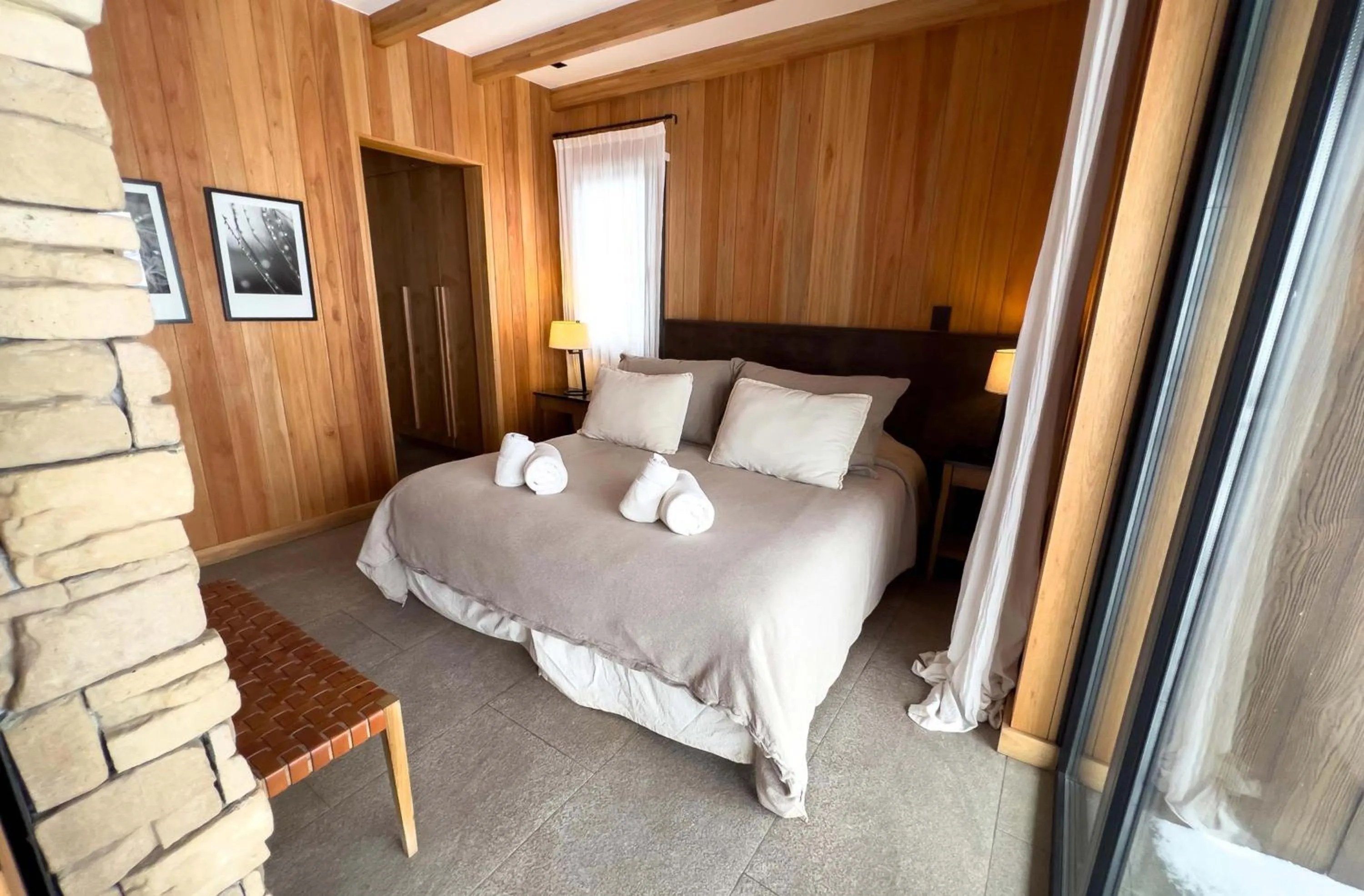 Bed in El Refugio Ski & Summer Lodge