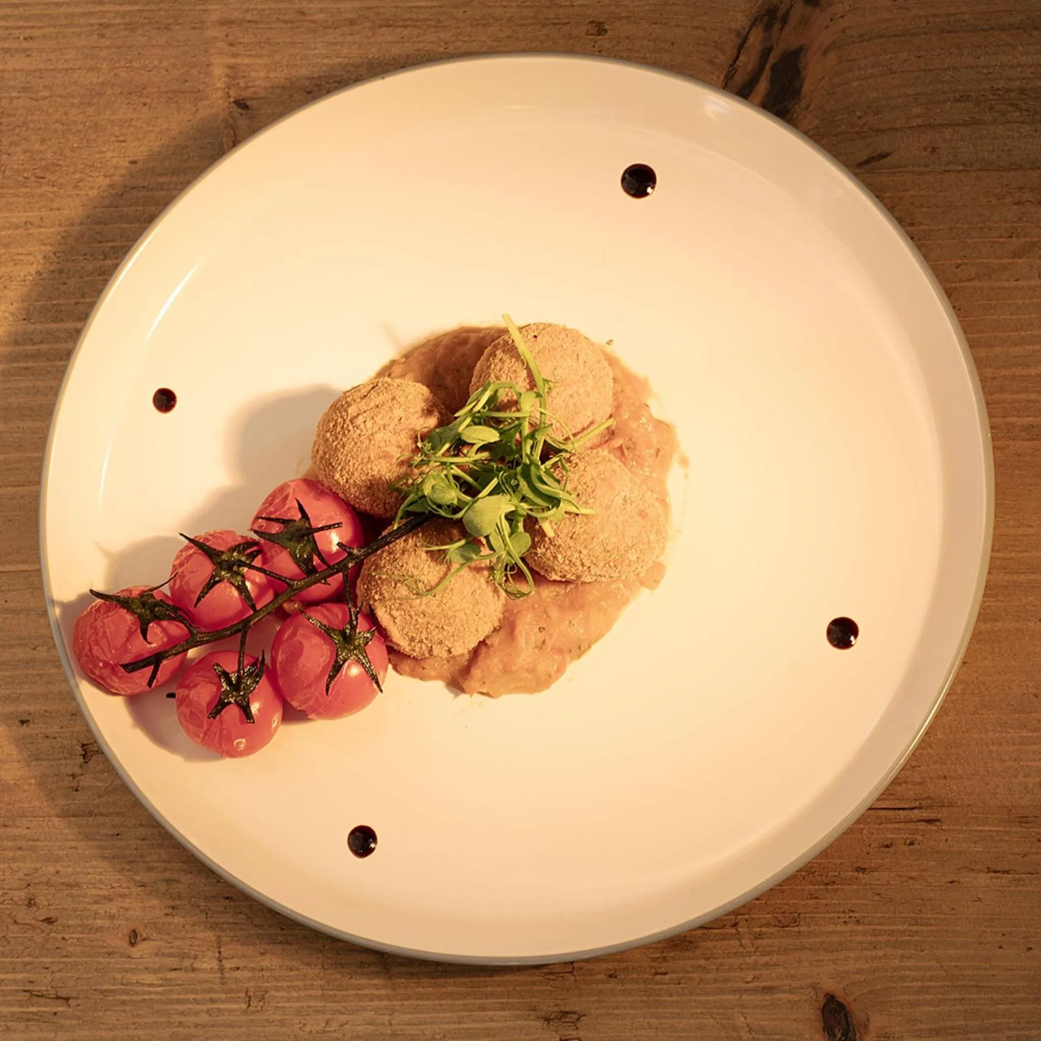 Dinner in Ensuite Bed And Breakfast Rooms At The Ring Pub