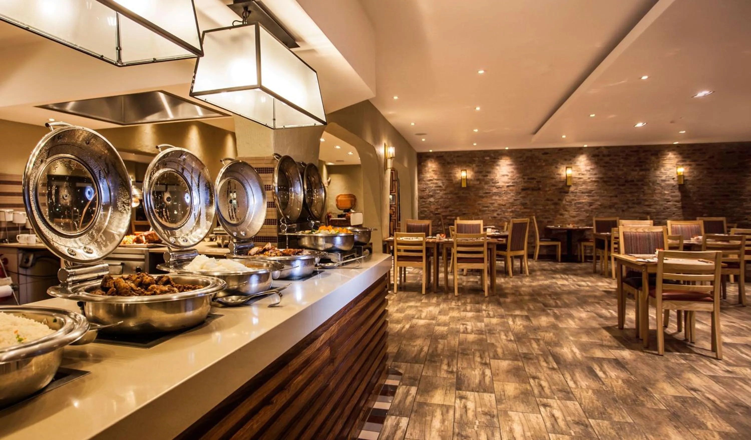 Restaurant/places to eat in Garden Court Polokwane