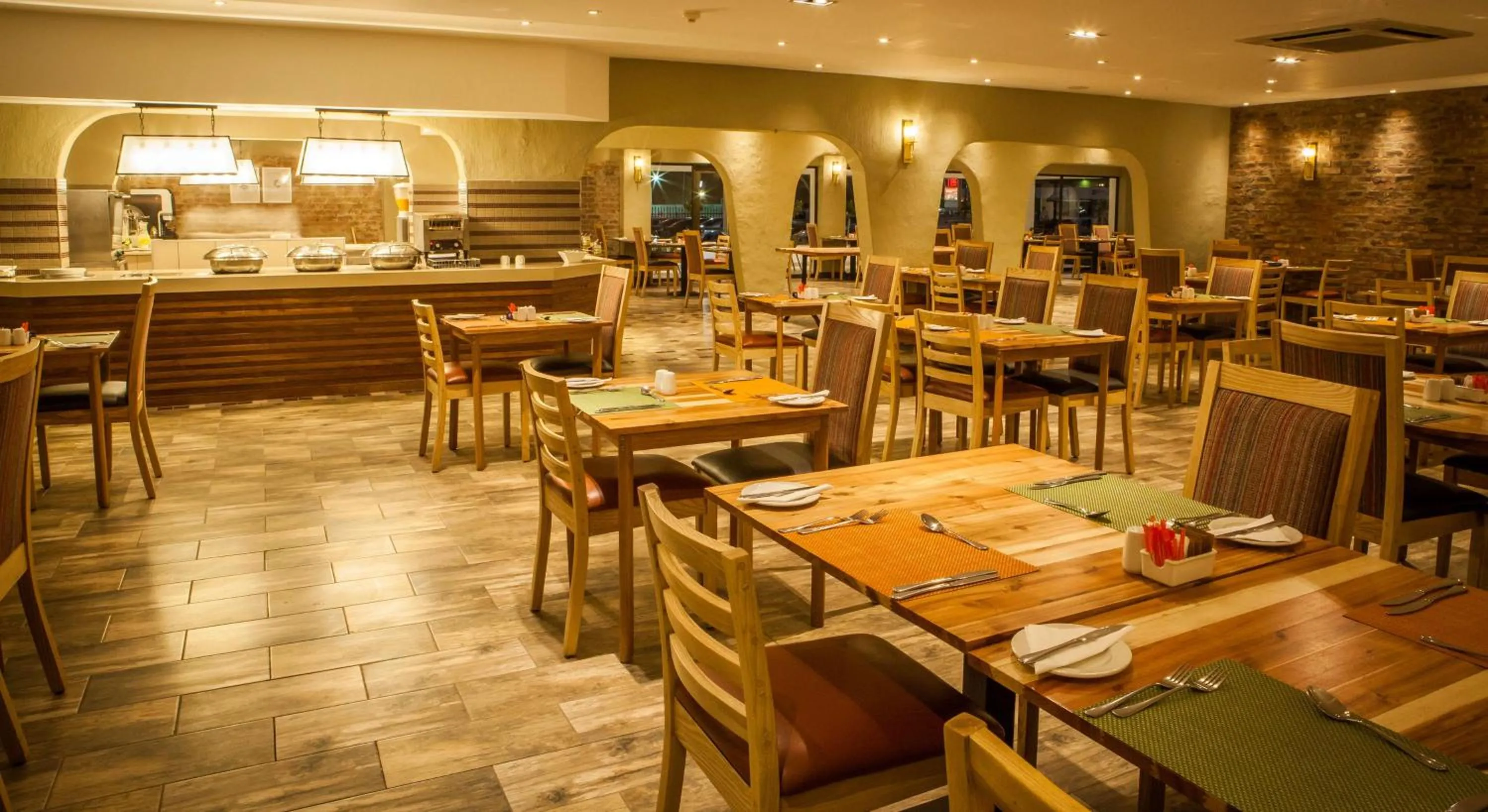 Restaurant/places to eat in Garden Court Polokwane