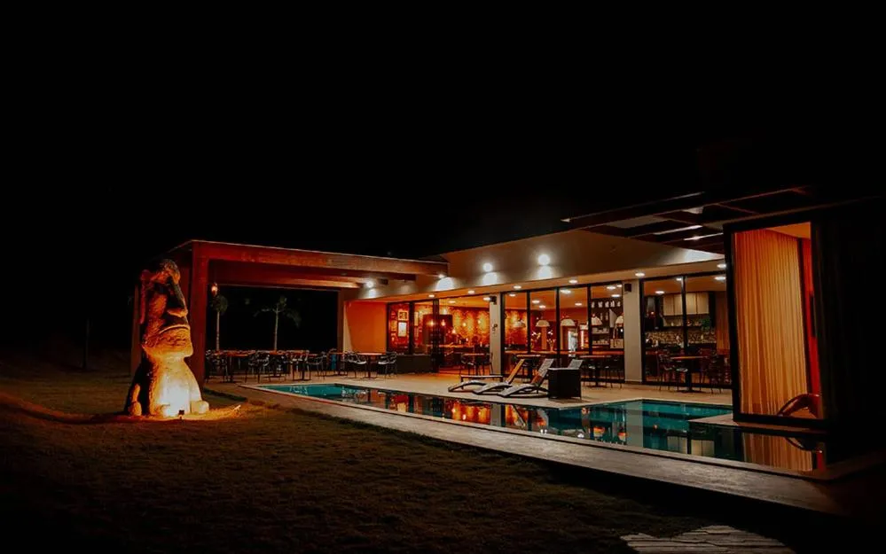 Swimming pool in Pousada Quinta dos Cabeças