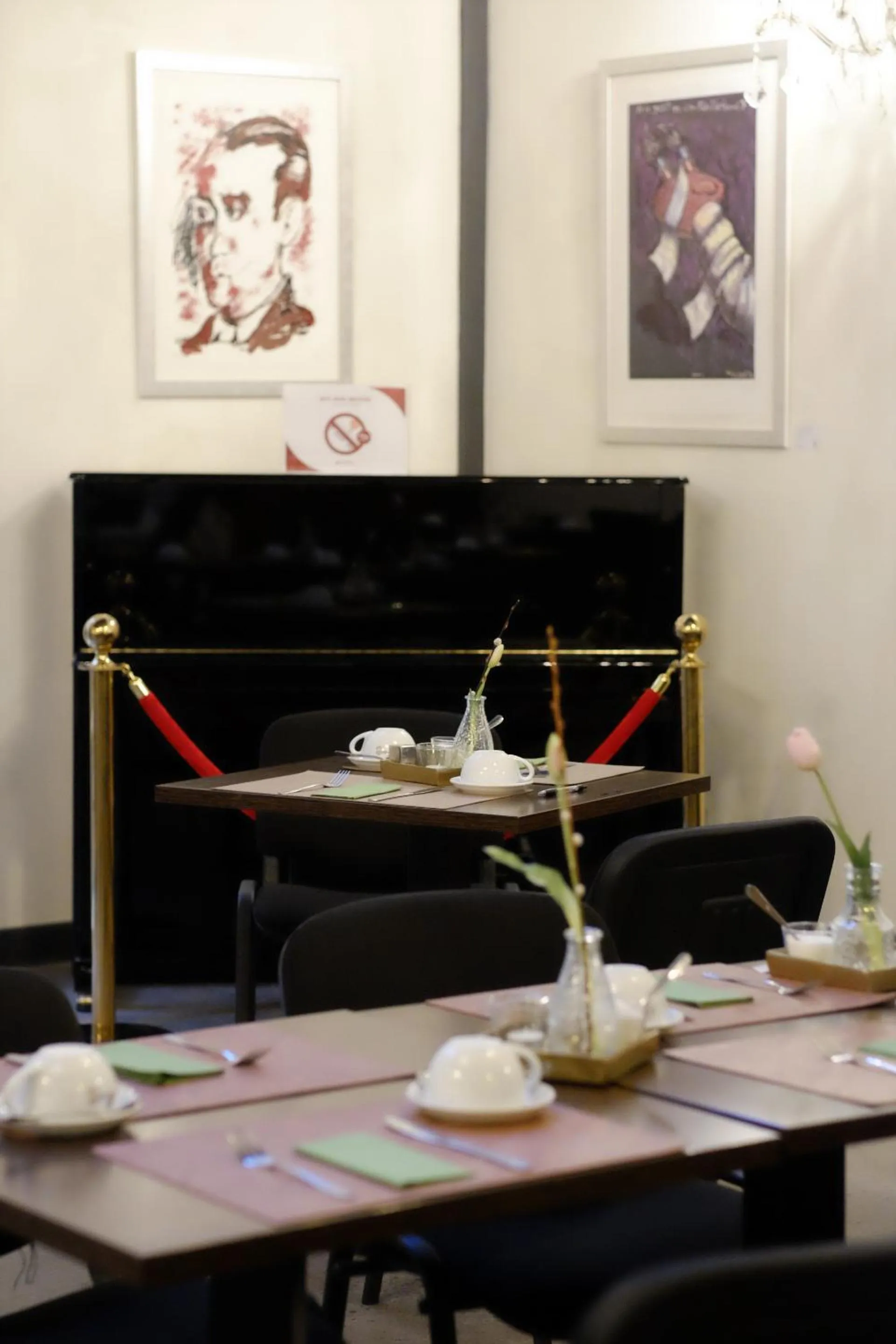 Dining area in Amical Hotel