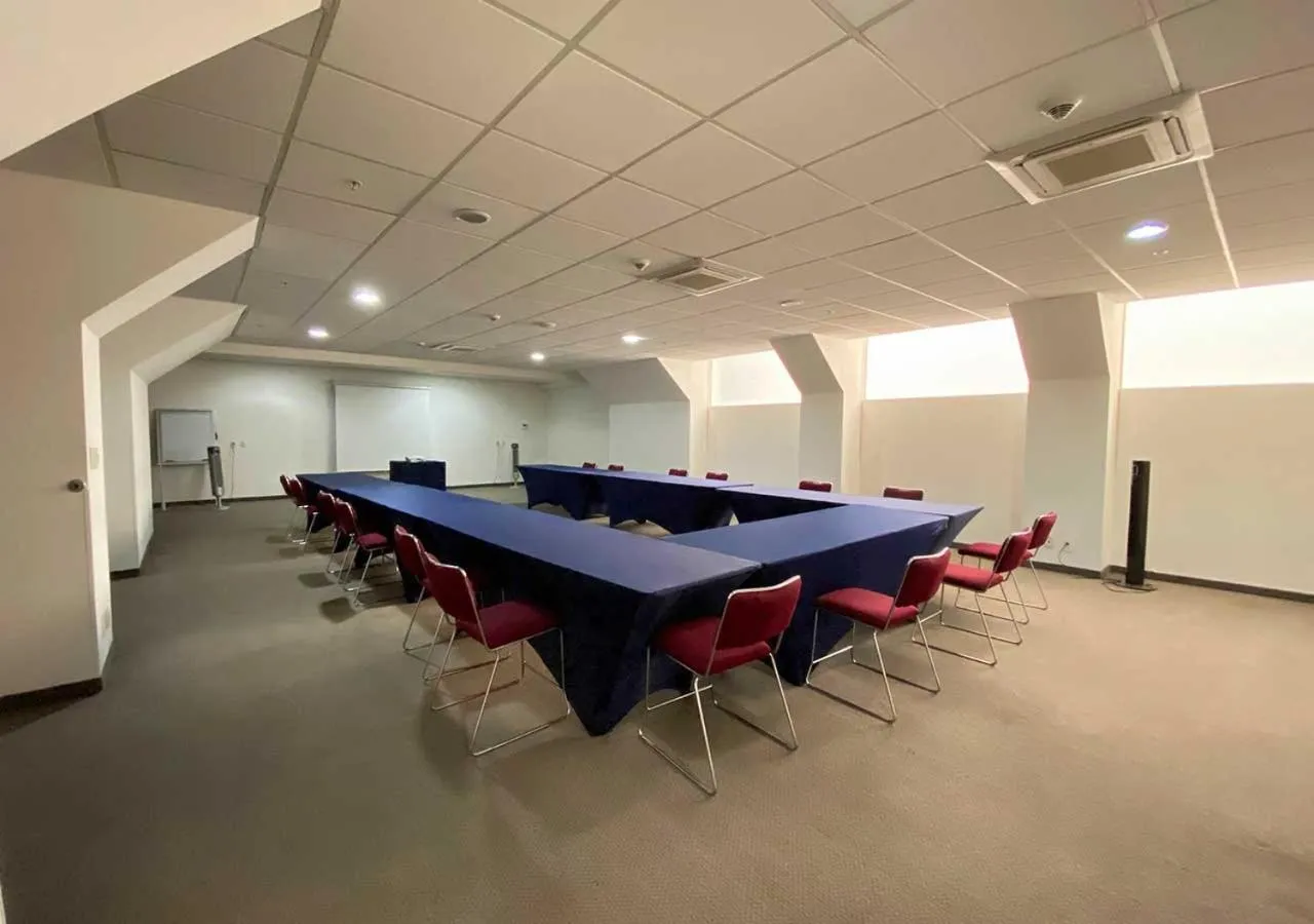 Business facilities in Hotel MX forum buenavista CDMX, Trademark by Wyndham