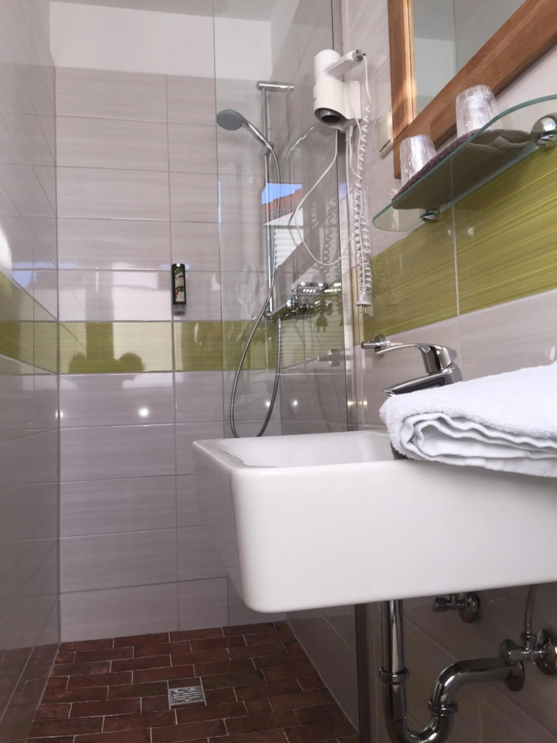 Bathroom in Hotel am Kurpark