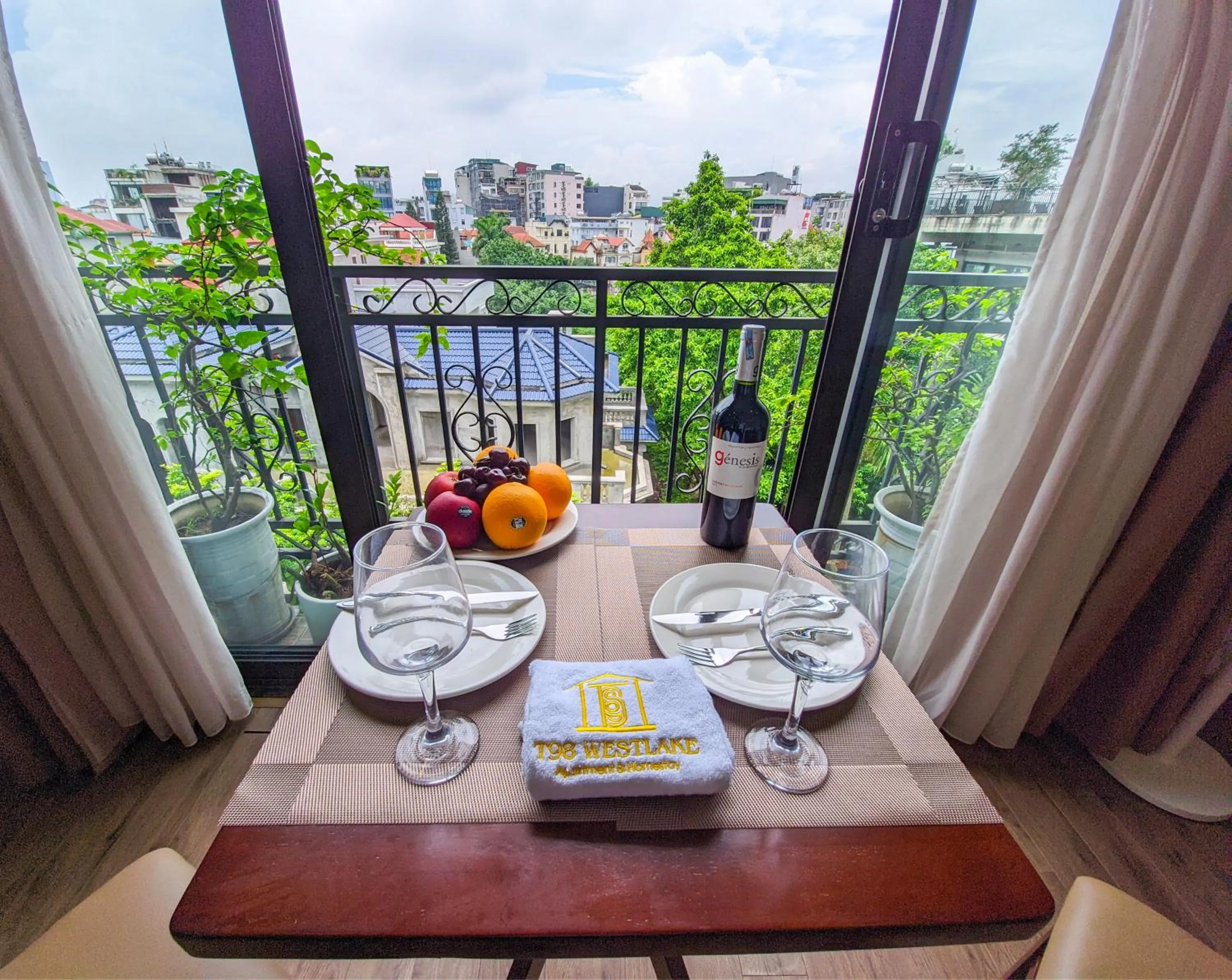 Balcony/Terrace in T98 Westlake Quang An - Tay ho Center Garden View Studio!