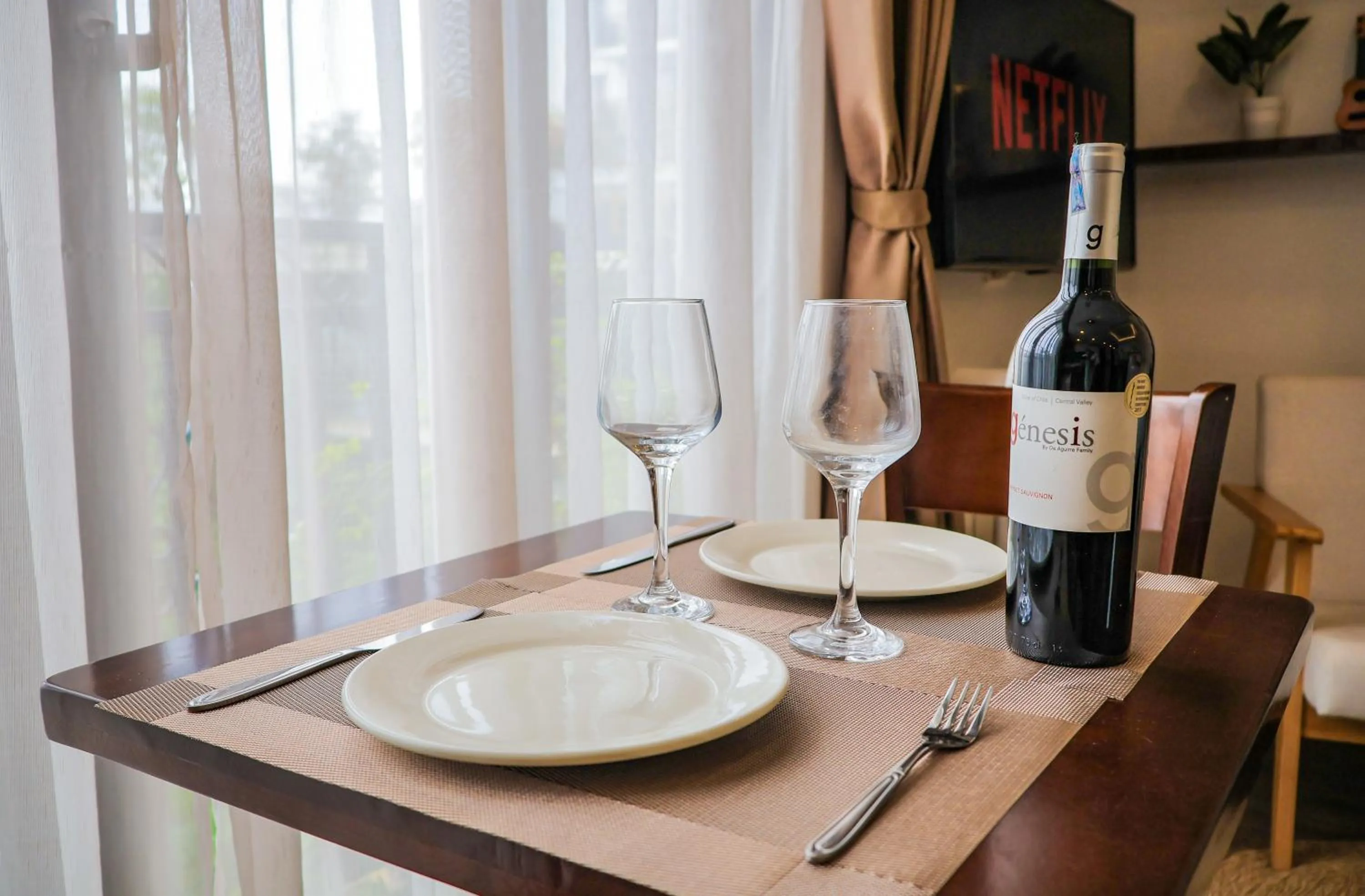 Drinks in T98 Westlake Quang An - Tay ho Center Garden View Studio!