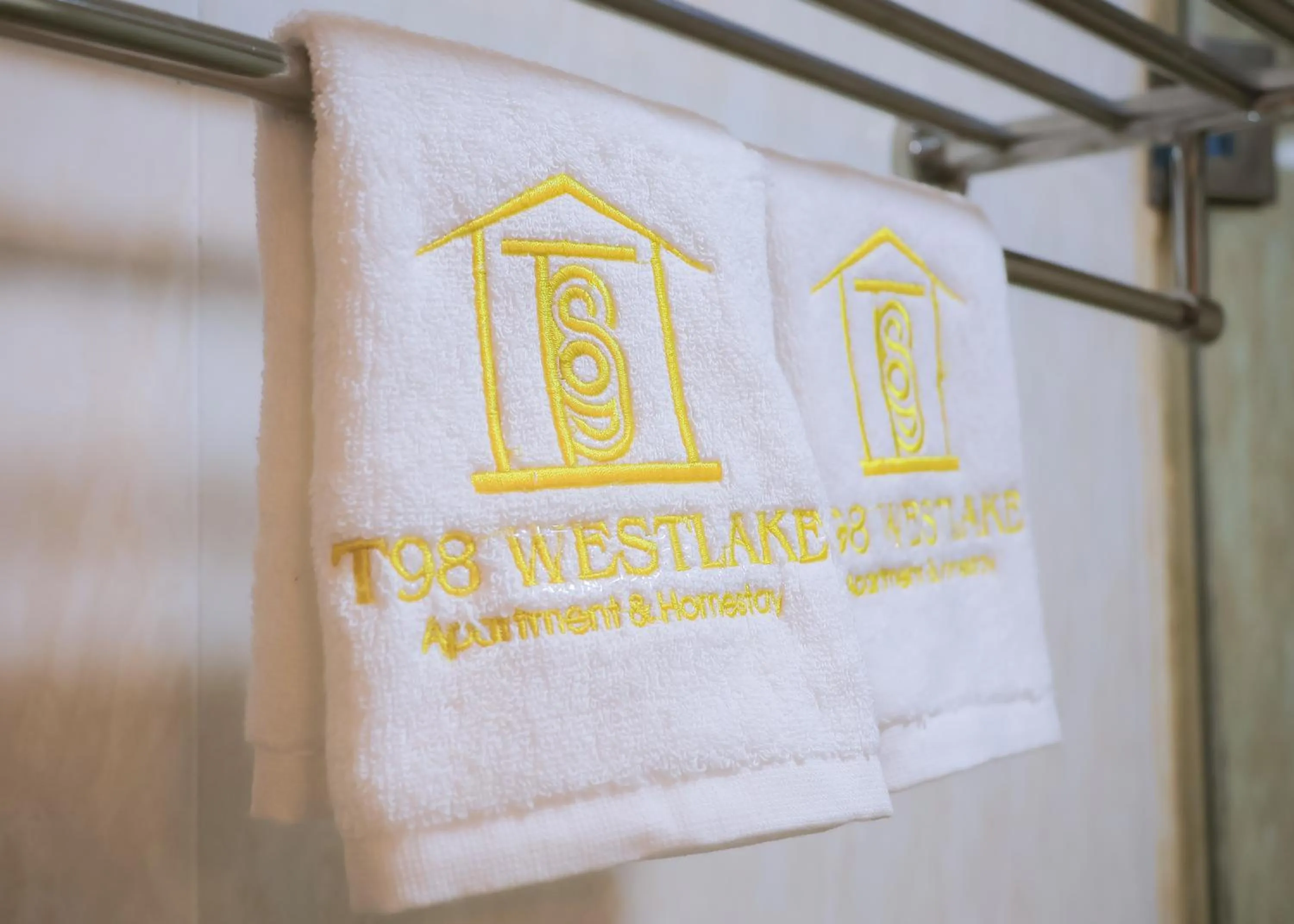 Logo/Certificate/Sign in T98 Westlake Quang An - Tay ho Center Garden View Studio!