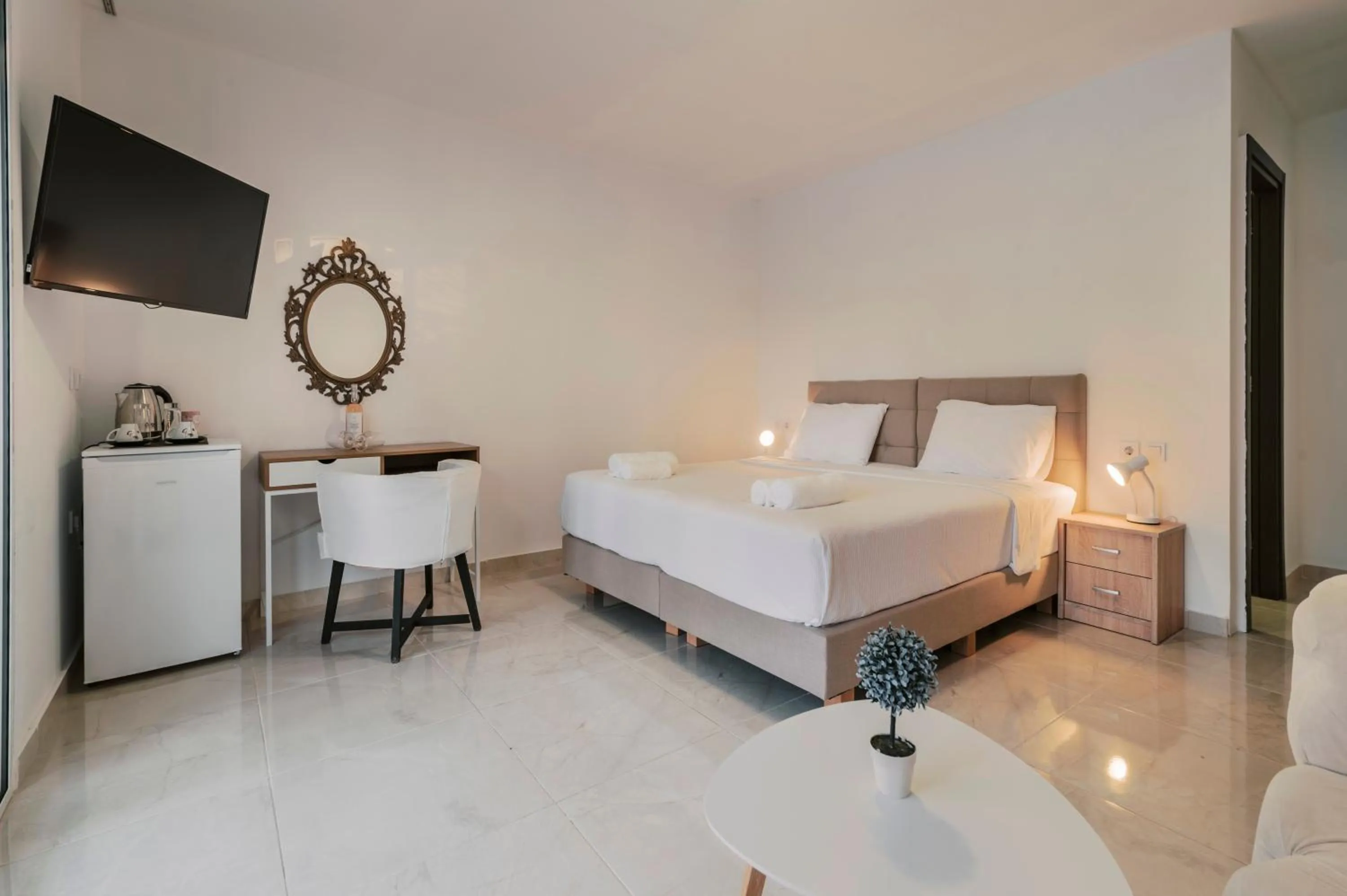 Bed in Bamboo Suites Hotel - Adults Only