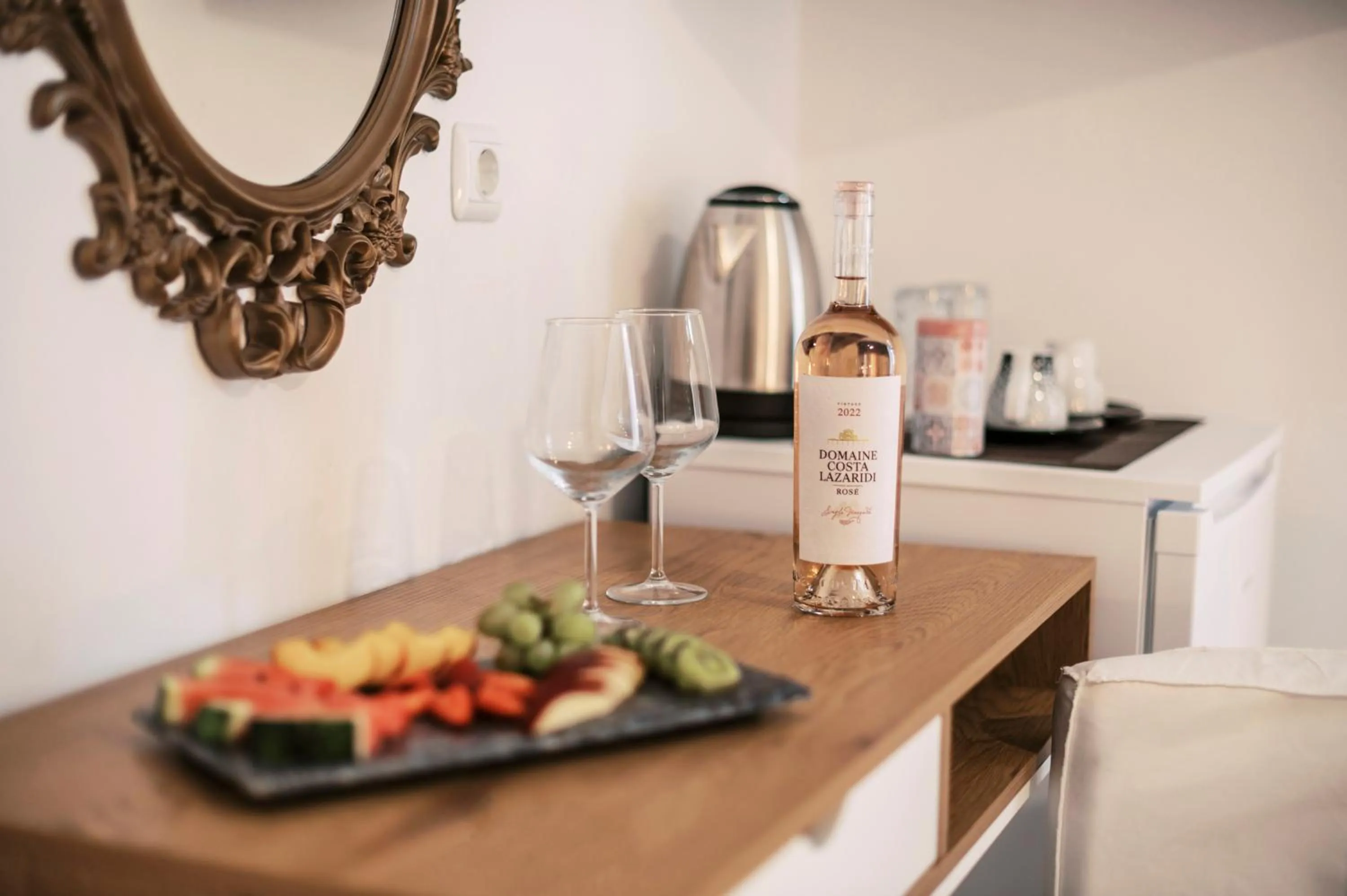 Food in Bamboo Suites Hotel - Adults Only