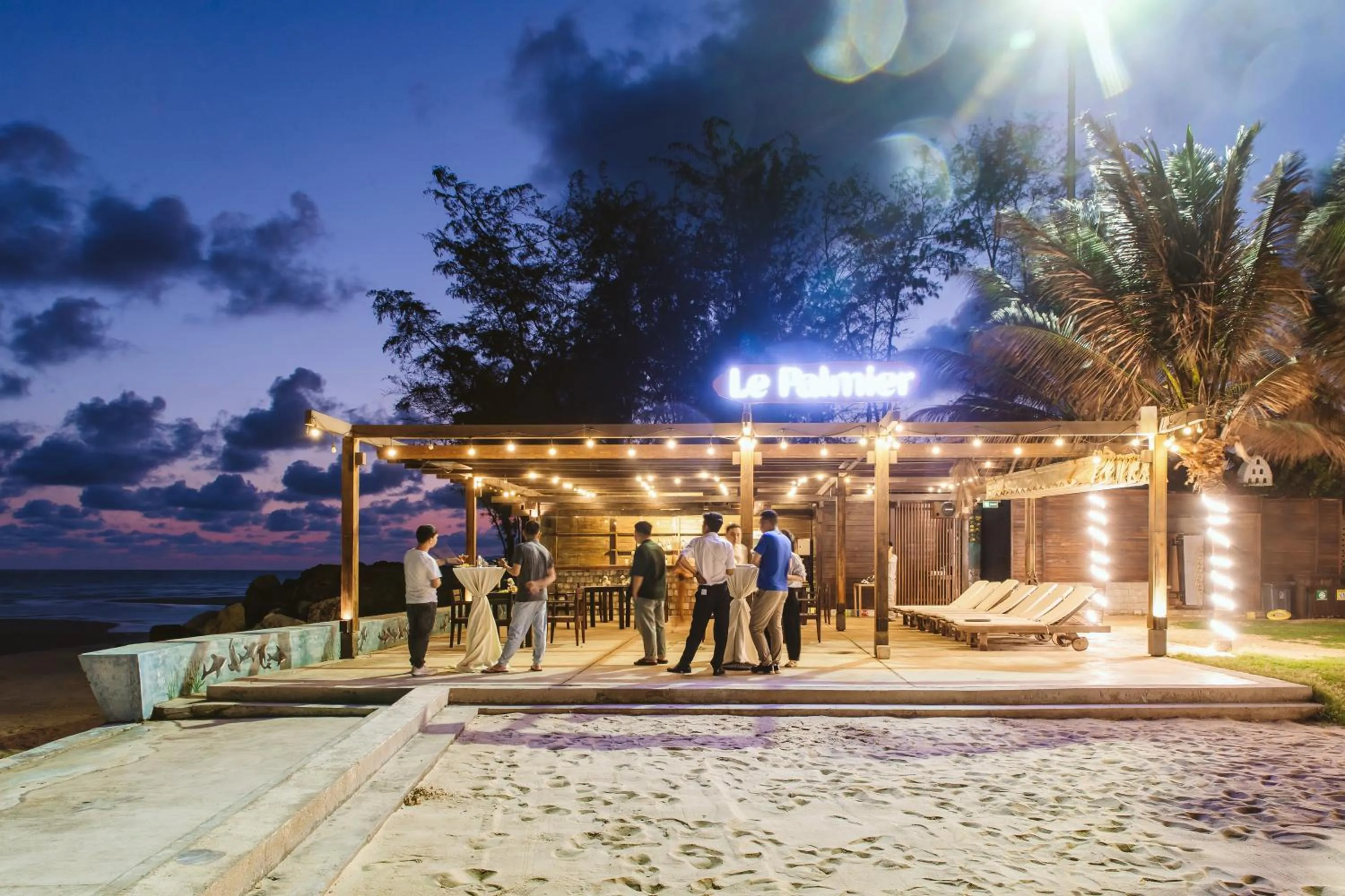 Lounge or bar in Le Palmier Ho Tram Resort - Beachfront with Private Beach