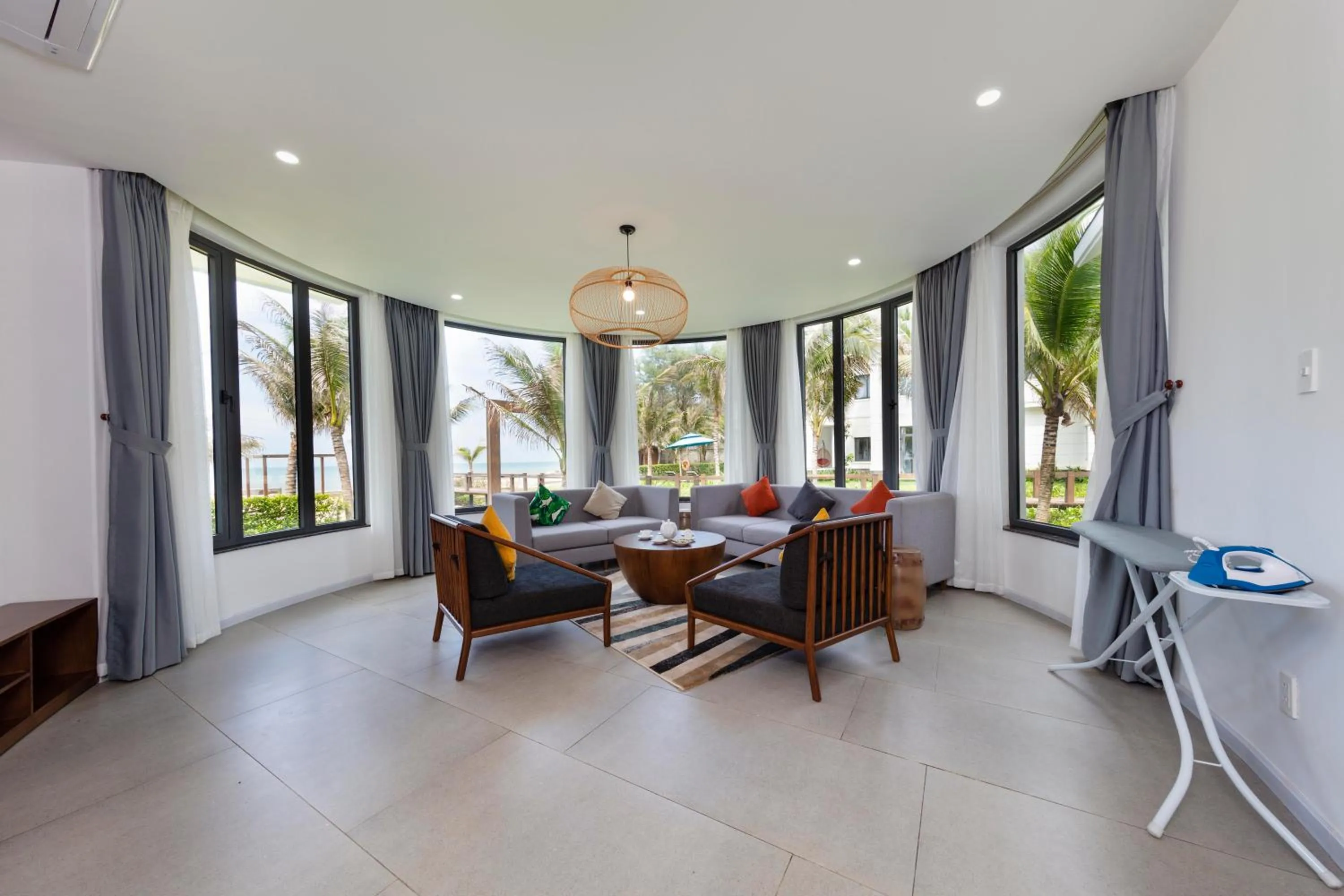 Living room in Le Palmier Ho Tram Resort - Beachfront with Private Beach