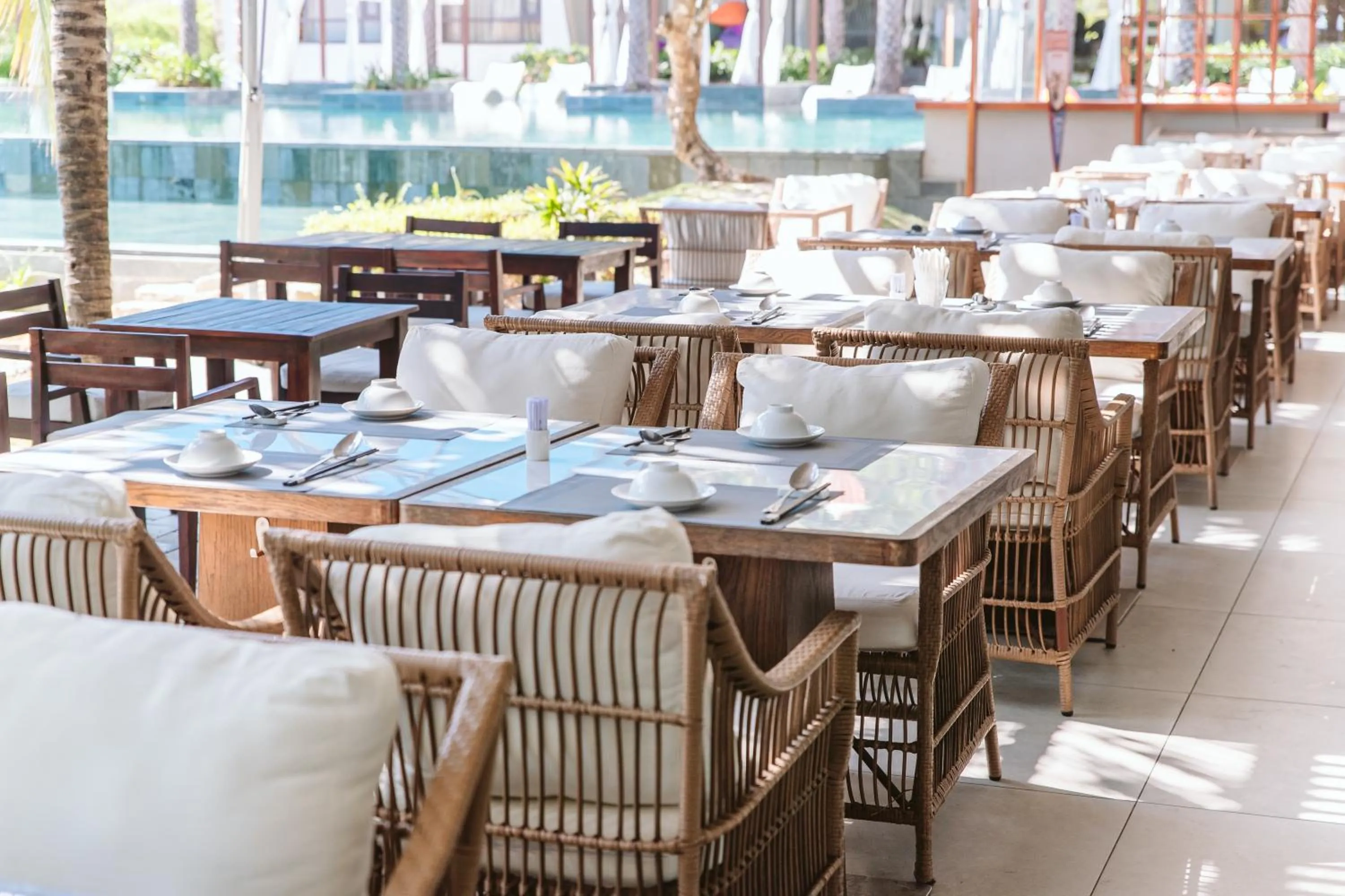 Restaurant/places to eat in Le Palmier Ho Tram Resort - Beachfront with Private Beach