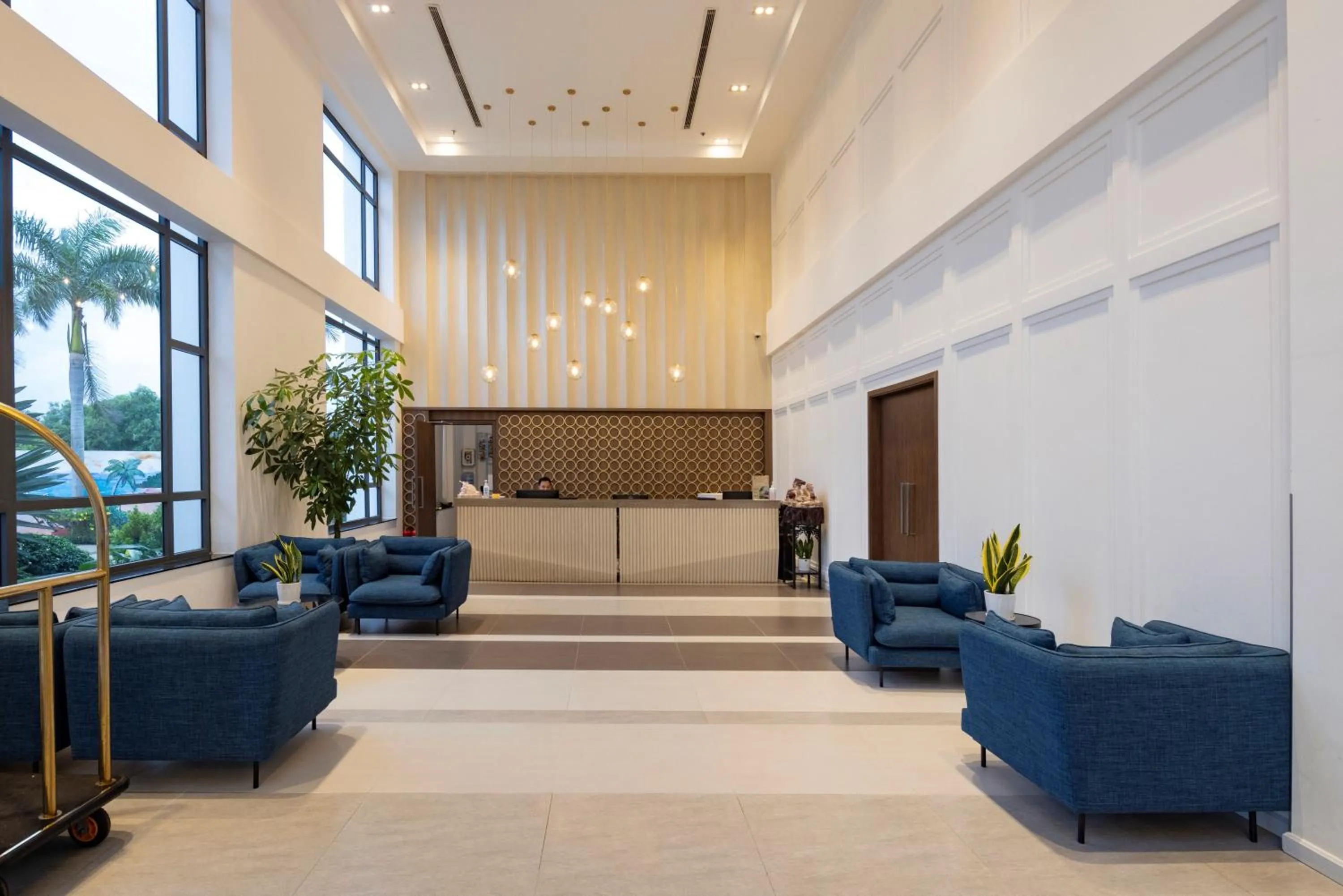 Property building in Le Palmier Ho Tram Resort - Beachfront with Private Beach