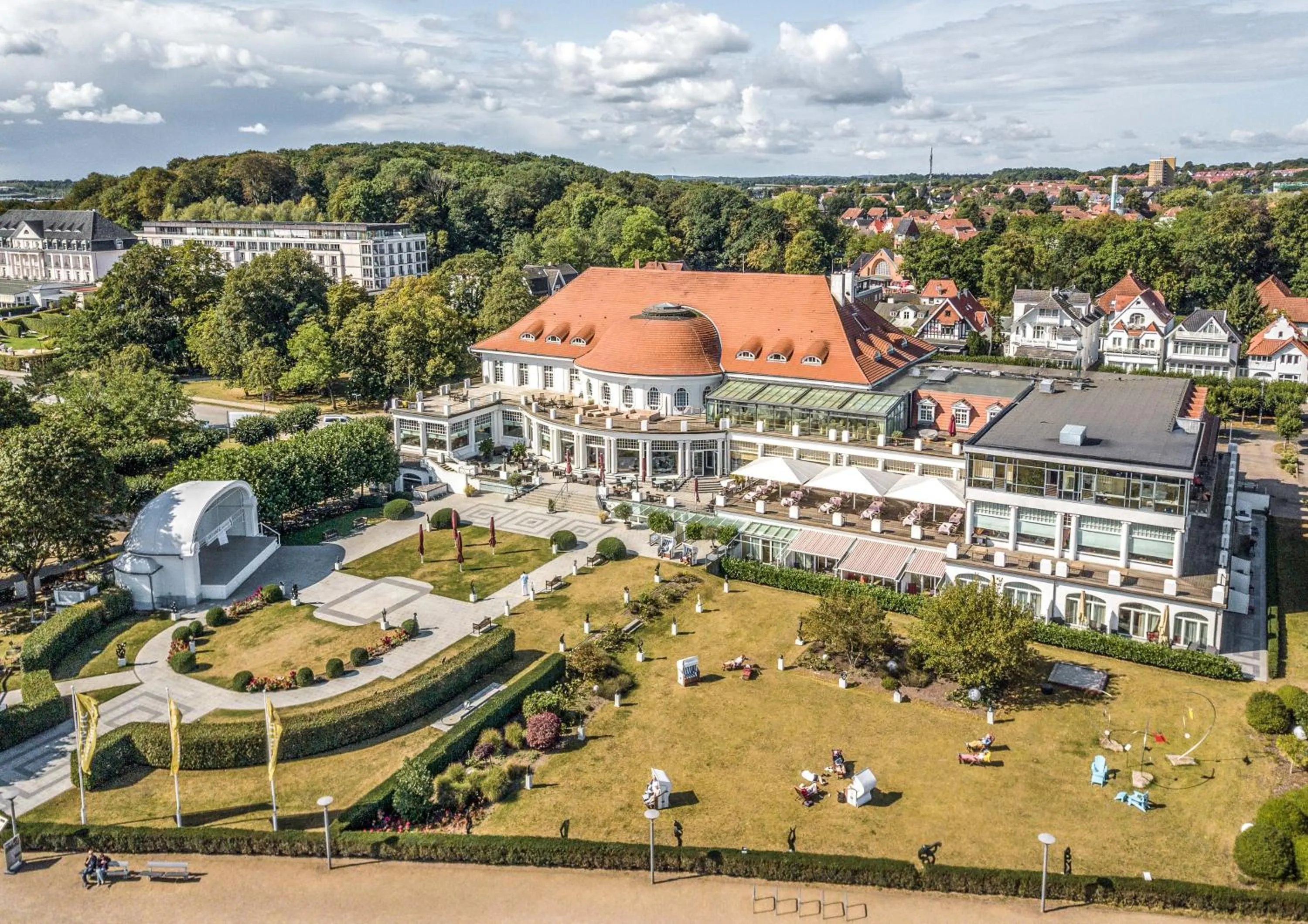 Property building in ATLANTIC Grand Hotel Travemünde