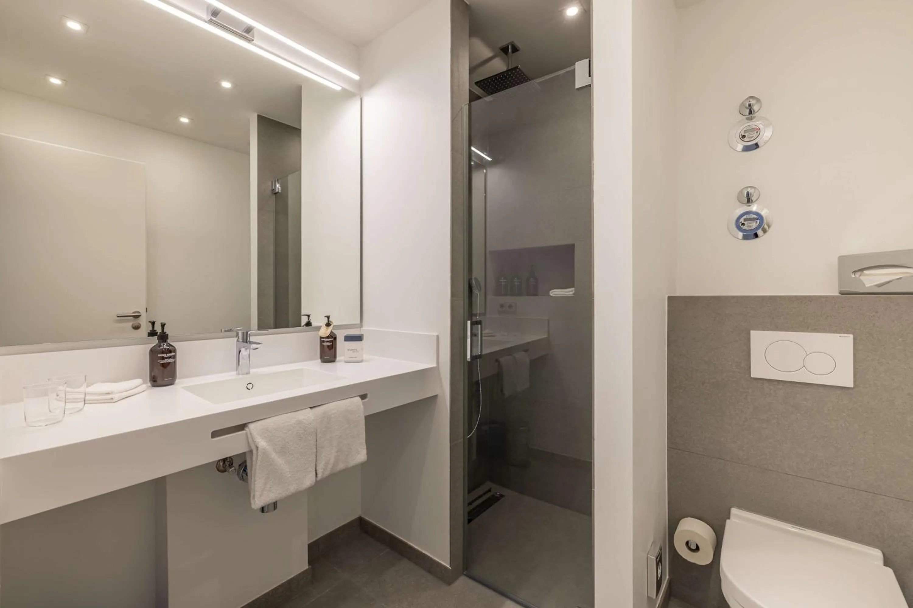 Bathroom in ATLANTIC Grand Hotel Travemünde