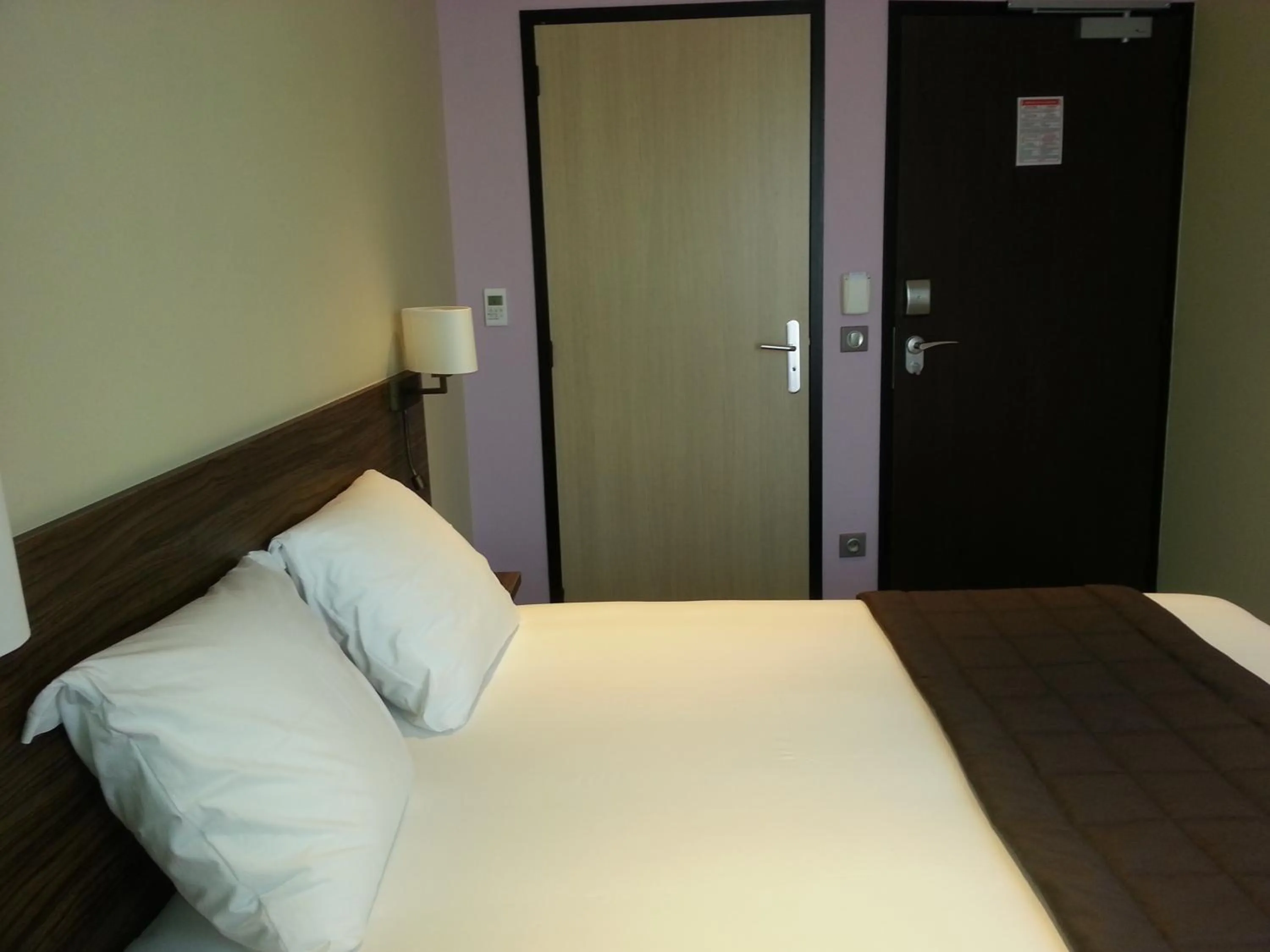 Photo of the whole room, Bed in Hotel Vauban