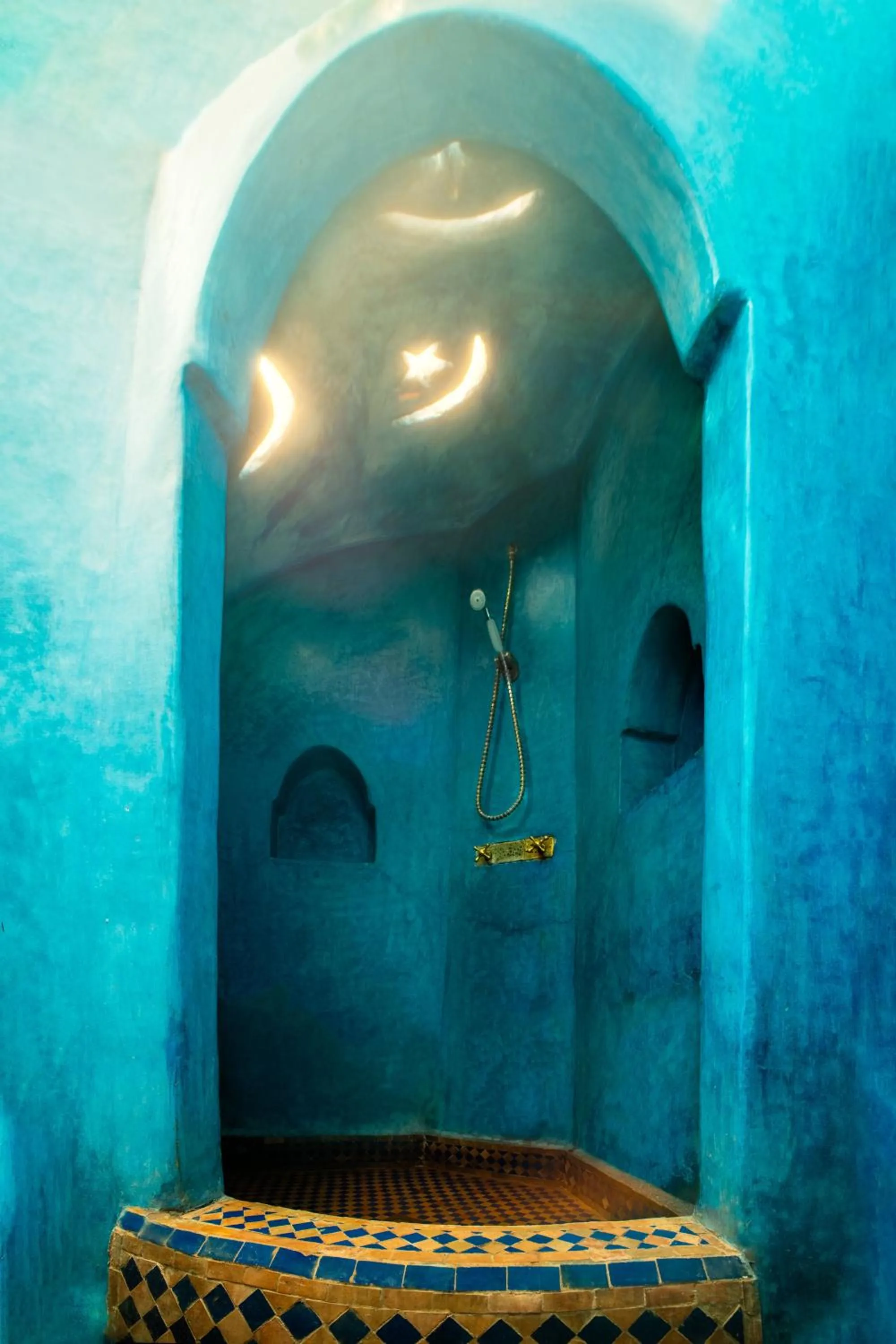 Shower in Riad Persephone