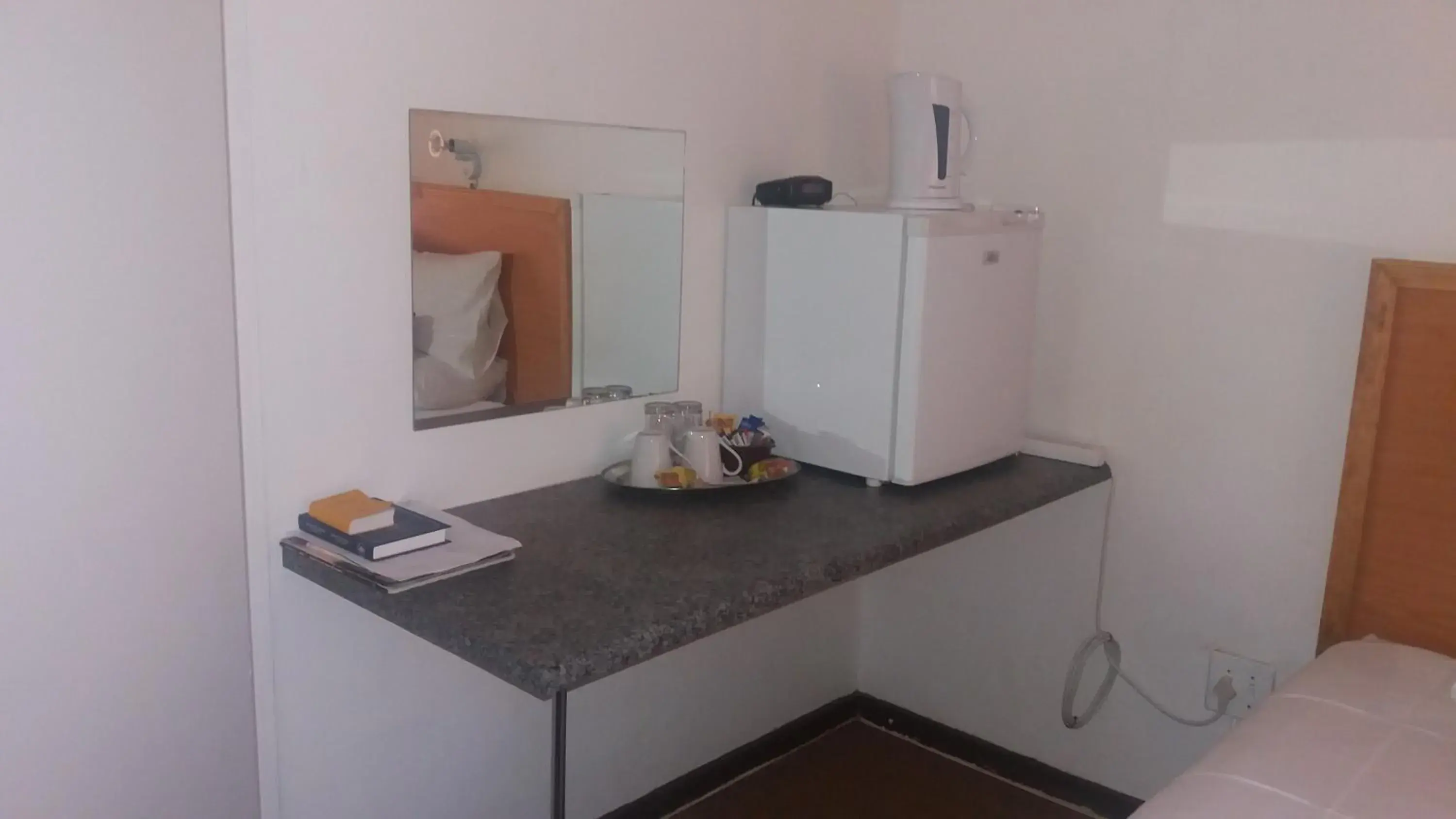 Standard Twin Room - single occupancy in Fouriestreet 199 Bed and Breakfast Standard Twin Room - single occupancy in Fouriestreet 199 Bed and Breakfast