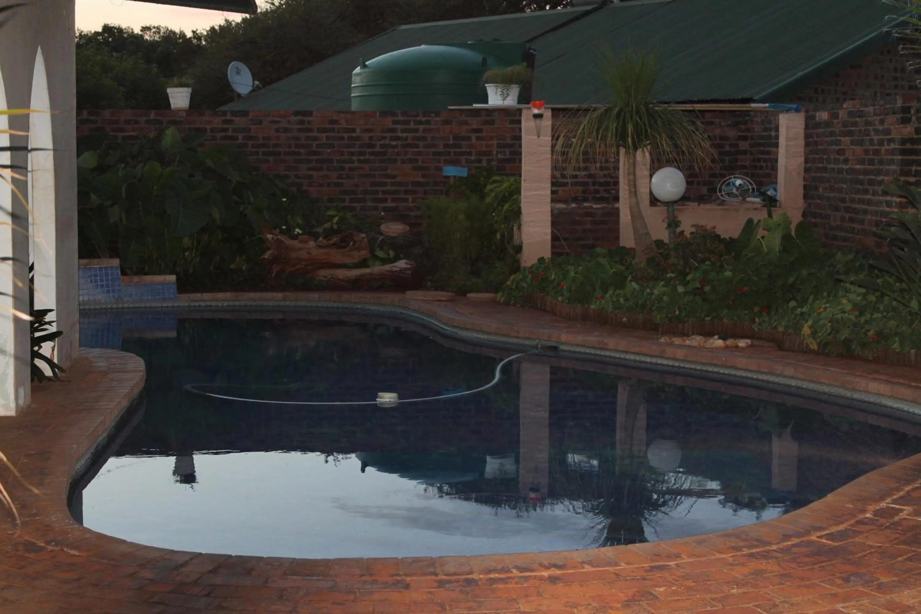 Swimming pool in Fouriestreet 199 Bed and Breakfast