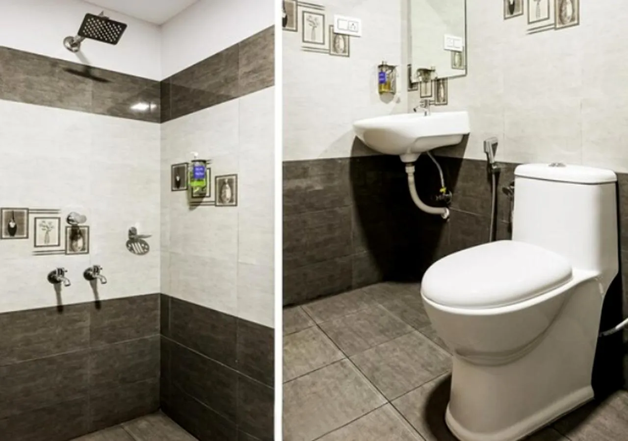 Bathroom in The Reach Hotel