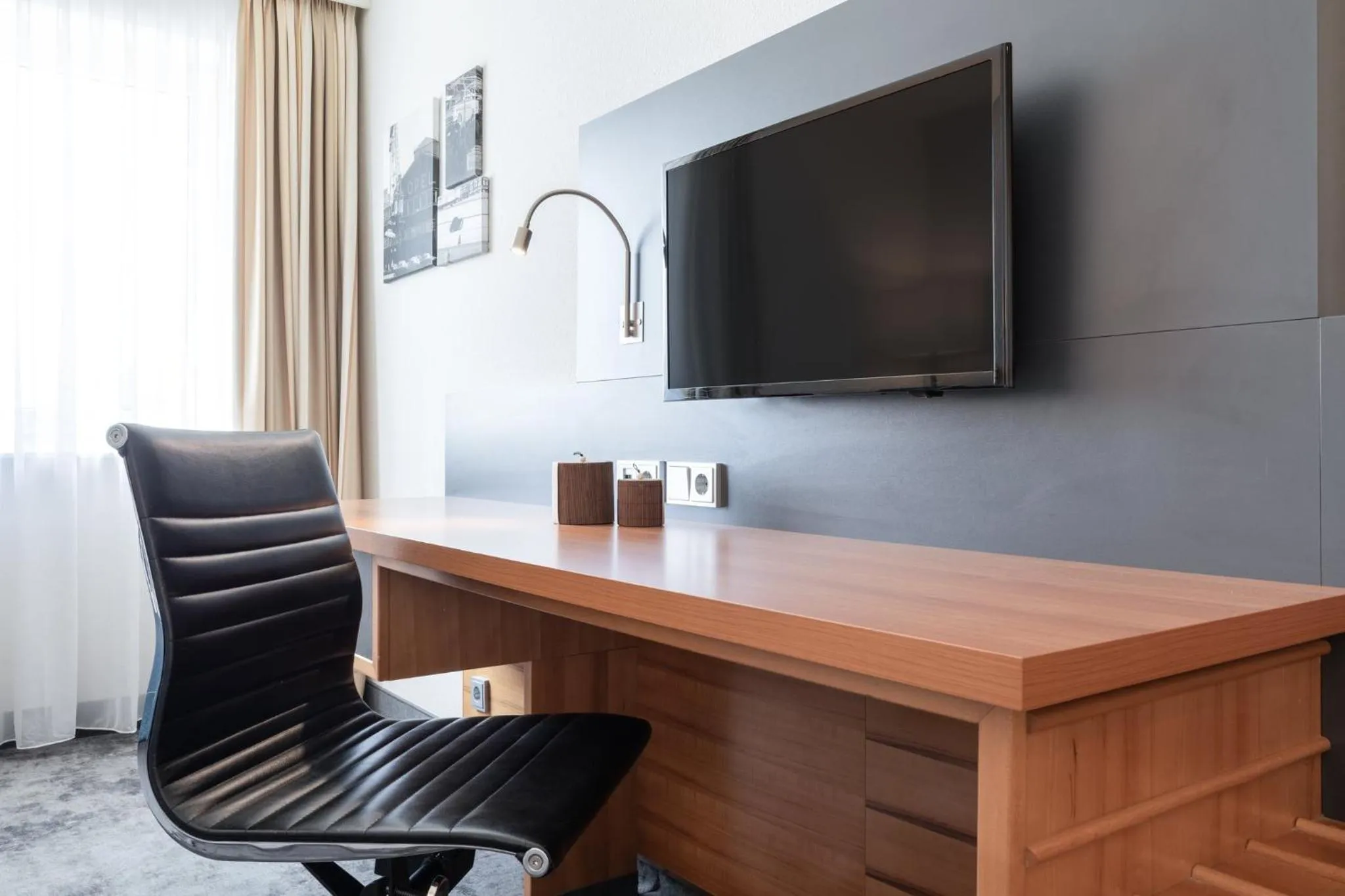 Photo of the whole room in Garner Hotel Rüsselsheim by IHG