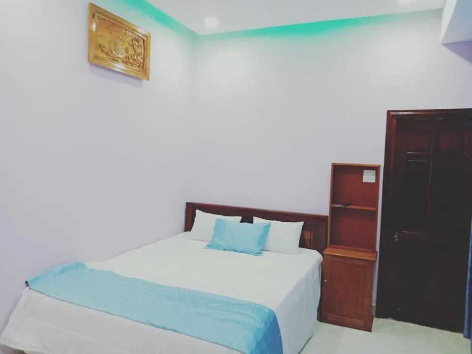 Bedroom, Bed in Khách sạn Nghinh Phong Beach Tuy Hòa