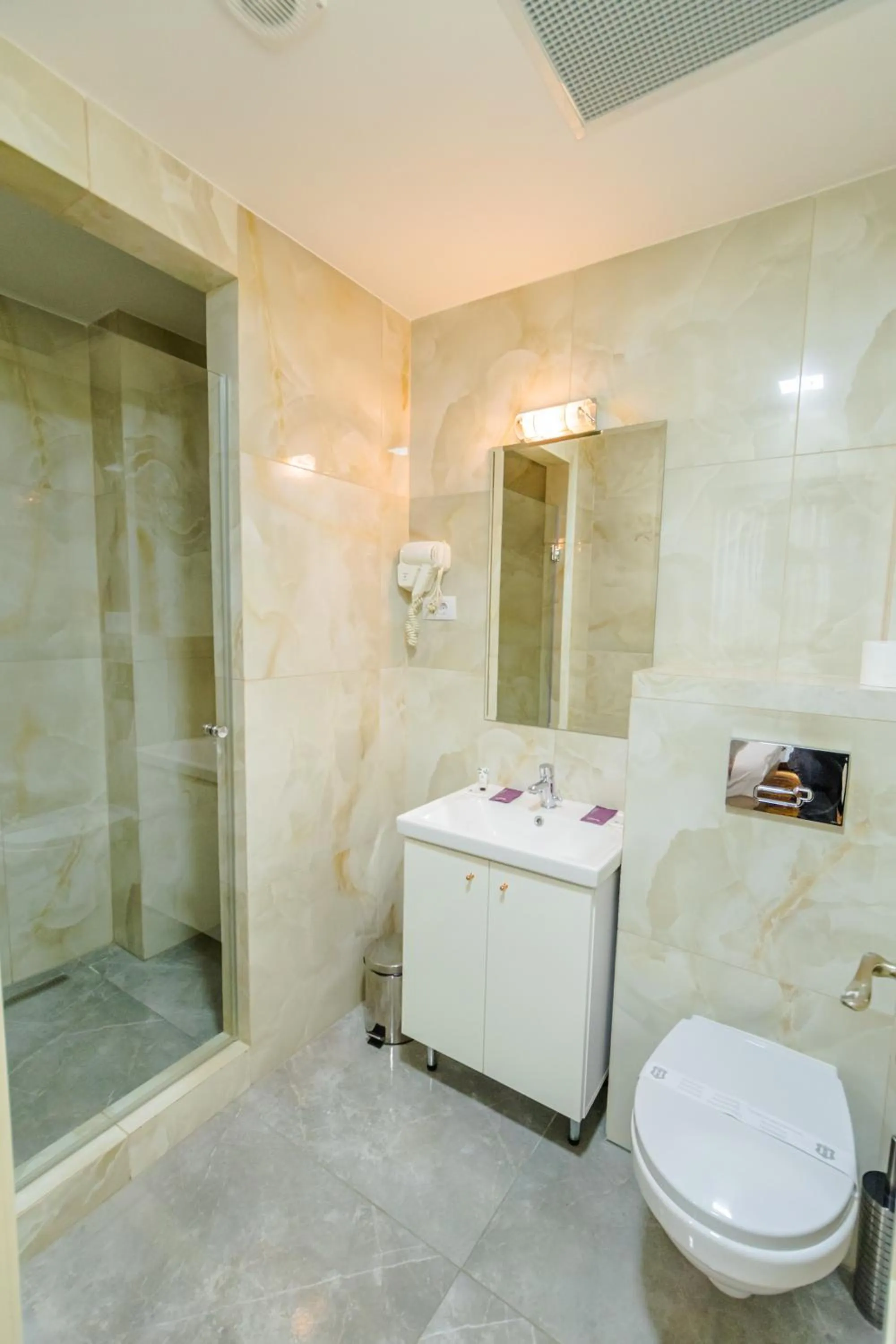 Bathroom in Hostel Parc