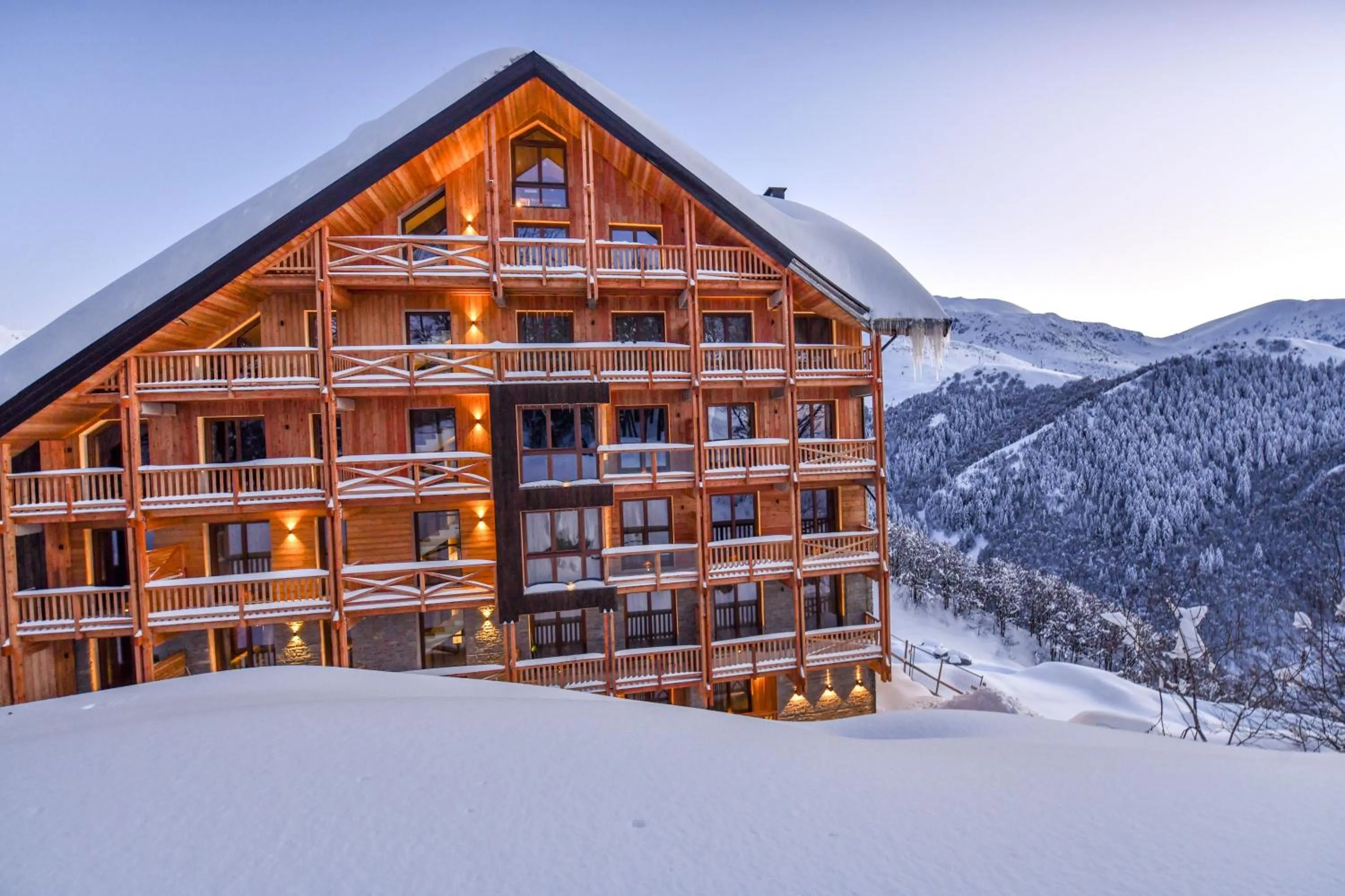 Property building in Chalet Everest - Luxury Apartments