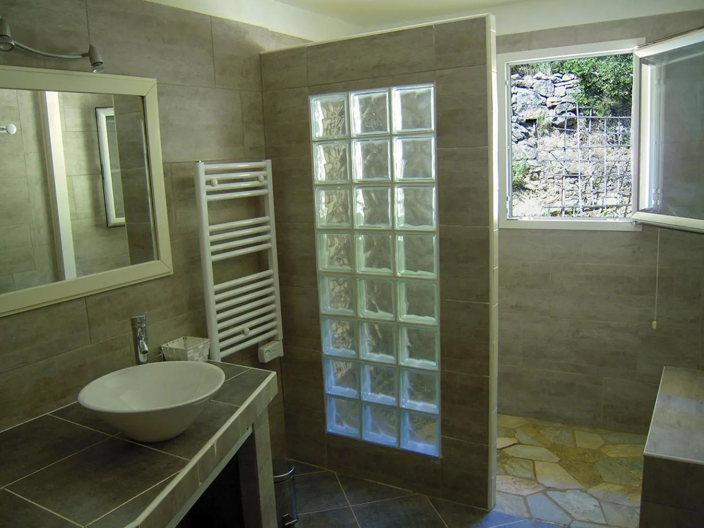 Bathroom in Le Clos des Chênes