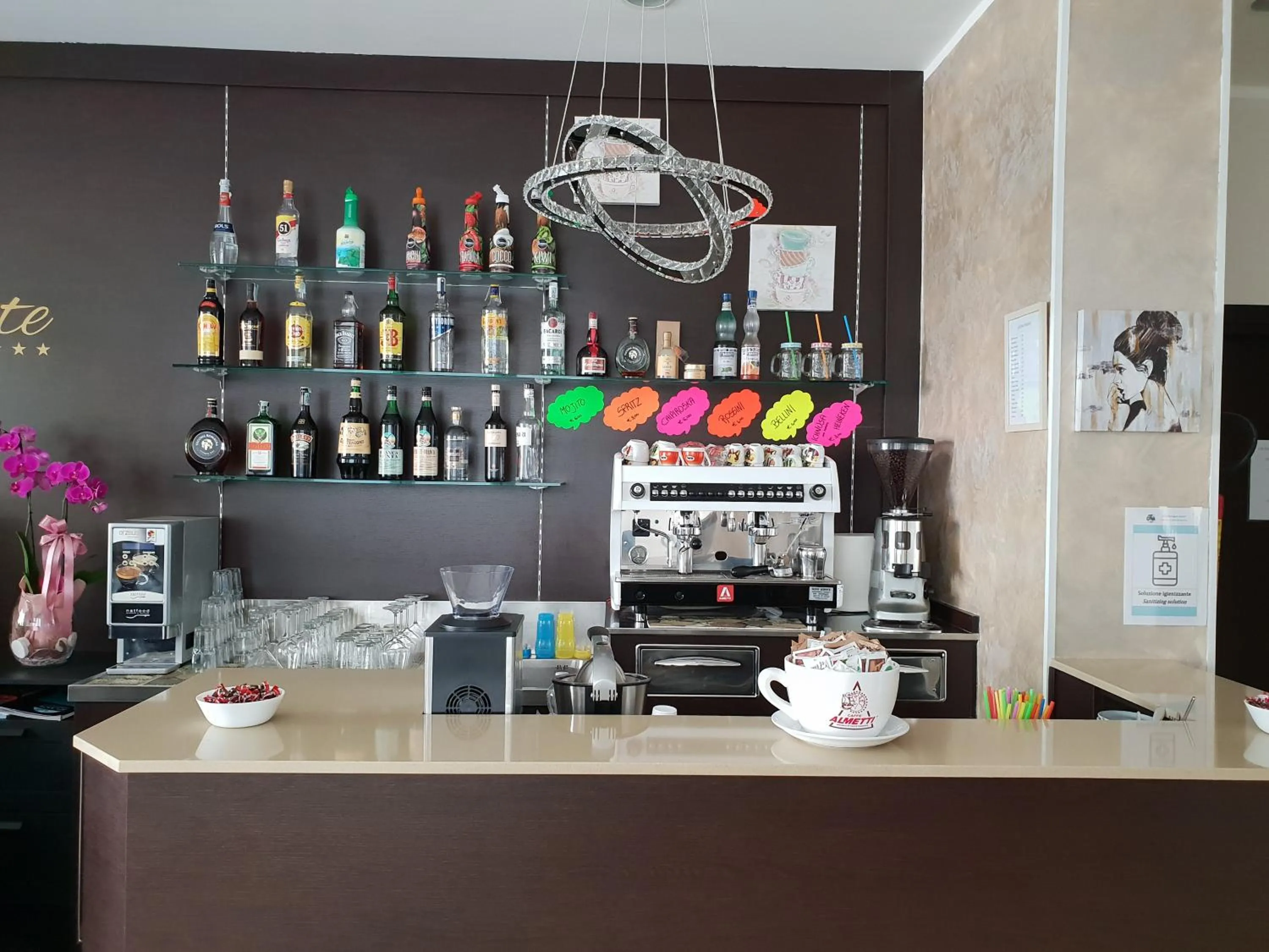 Lounge or bar in HOTEL DIAMANTE