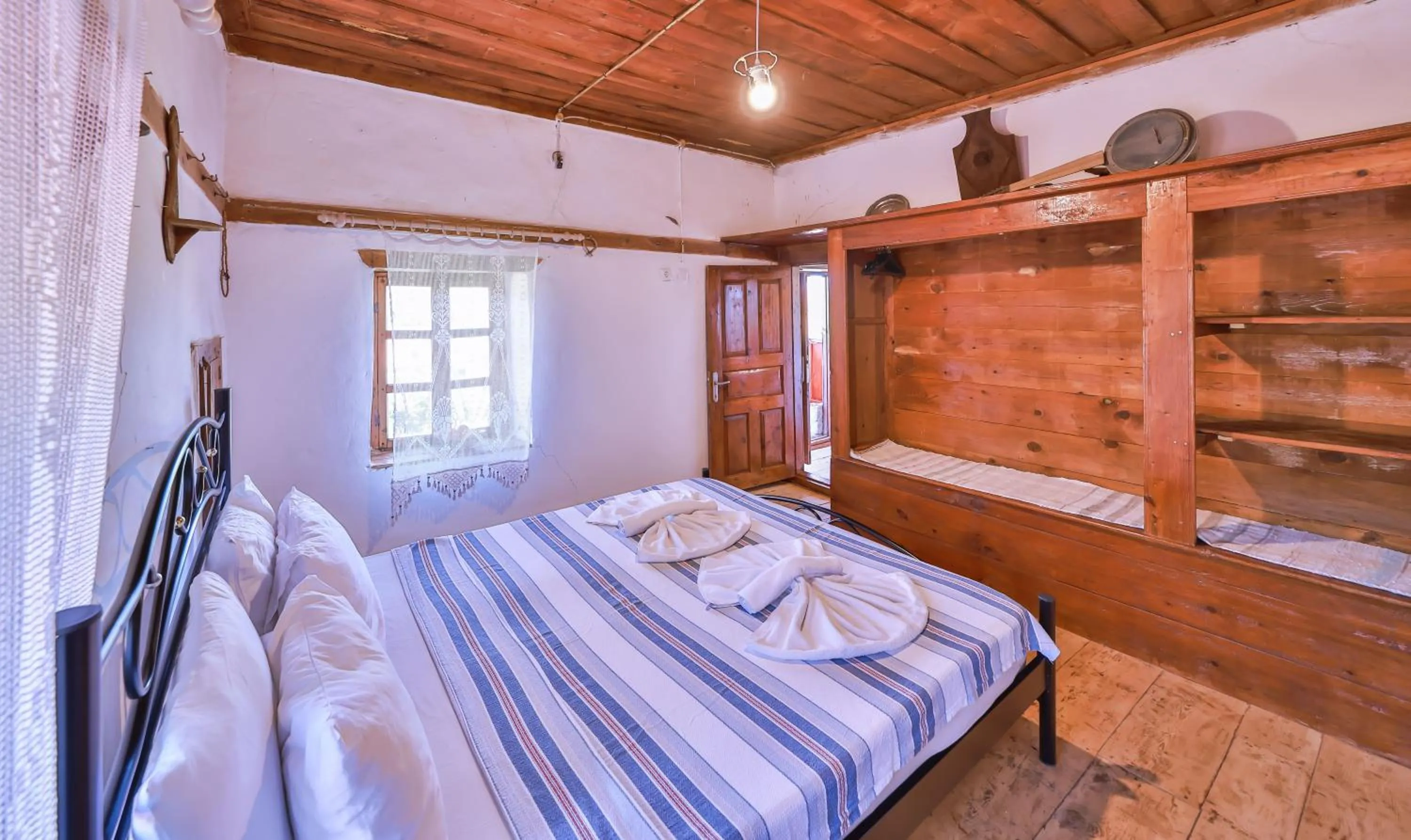 Bedroom in Bademlique Stone Rooms