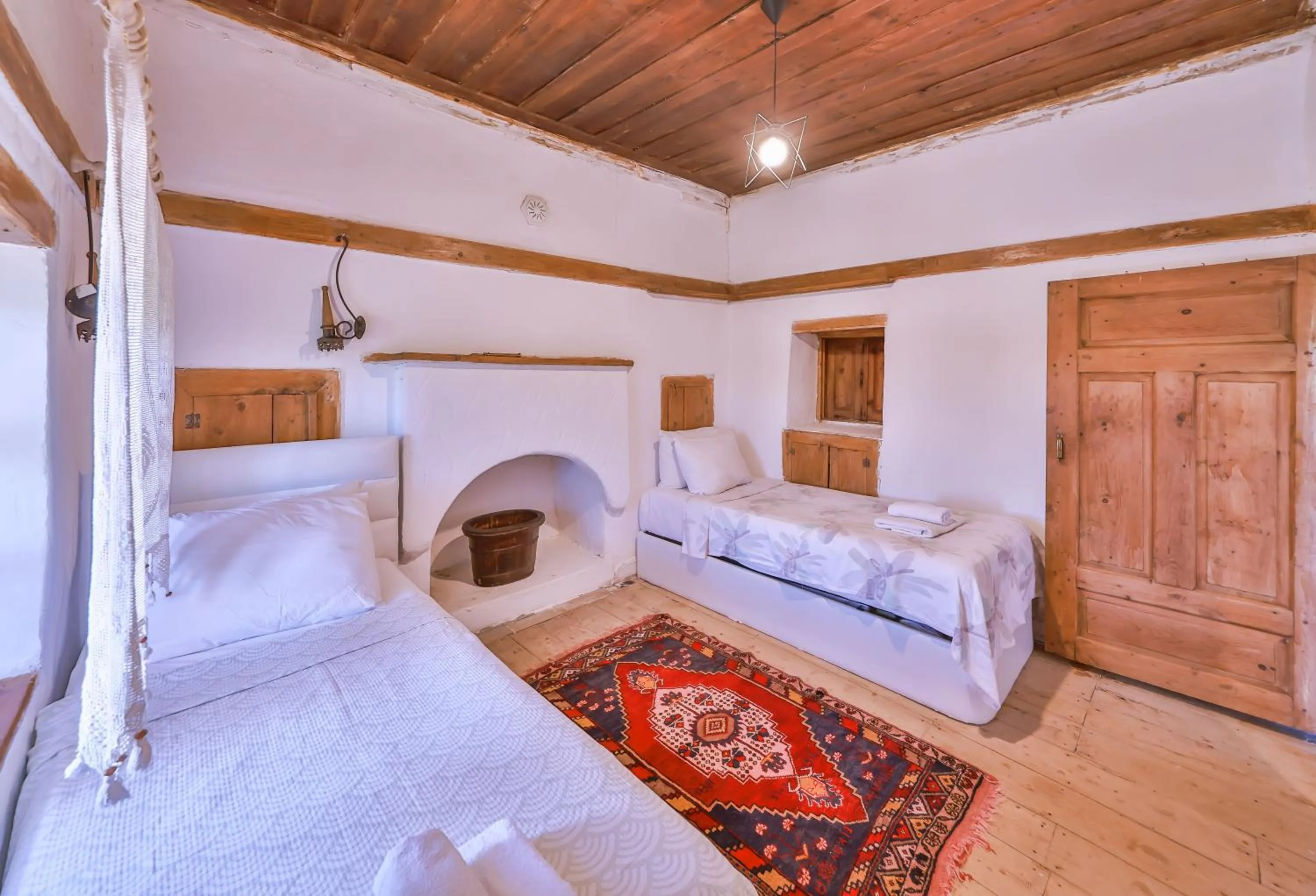 Bademlique Stone Rooms