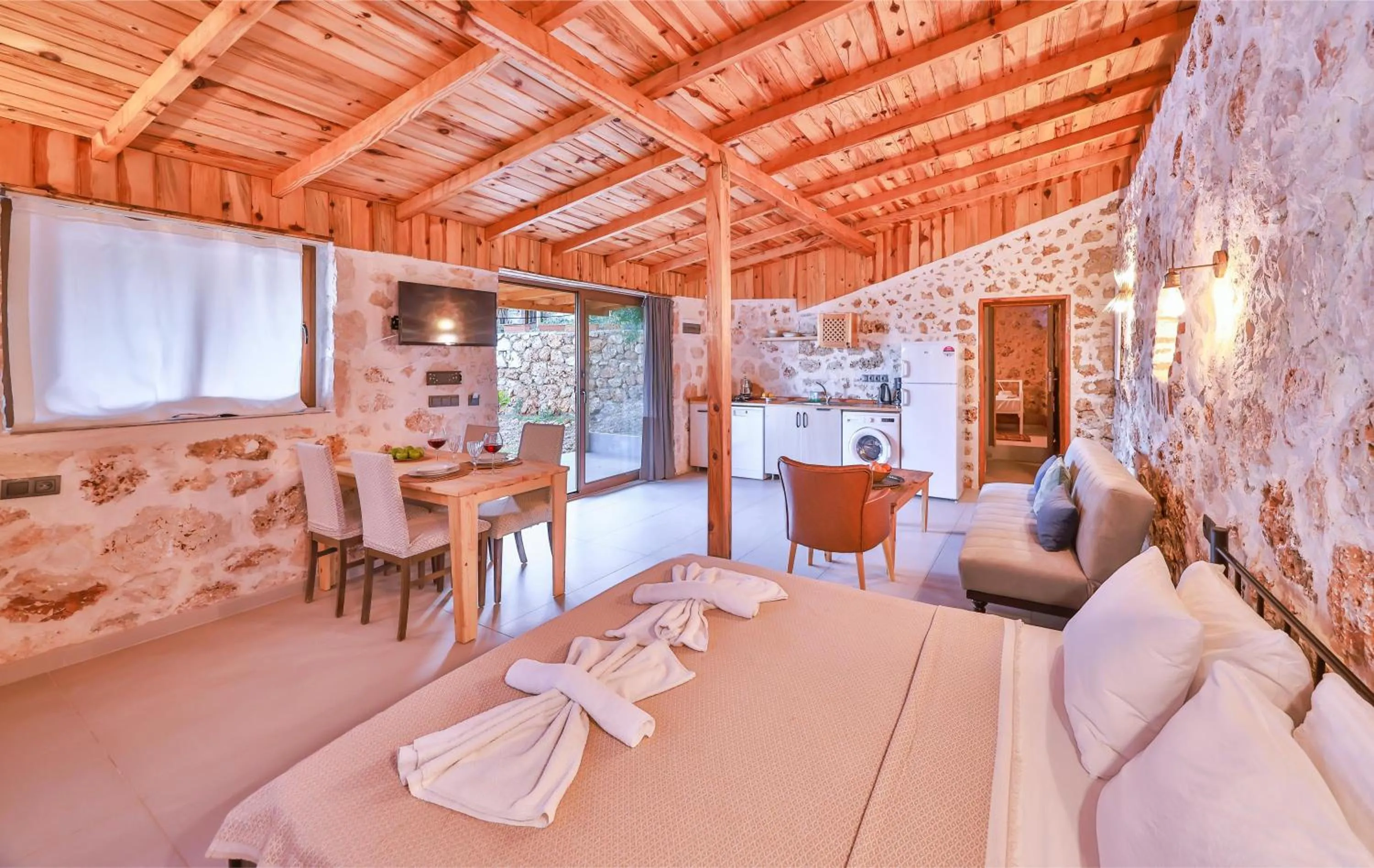 Bademlique Stone Rooms