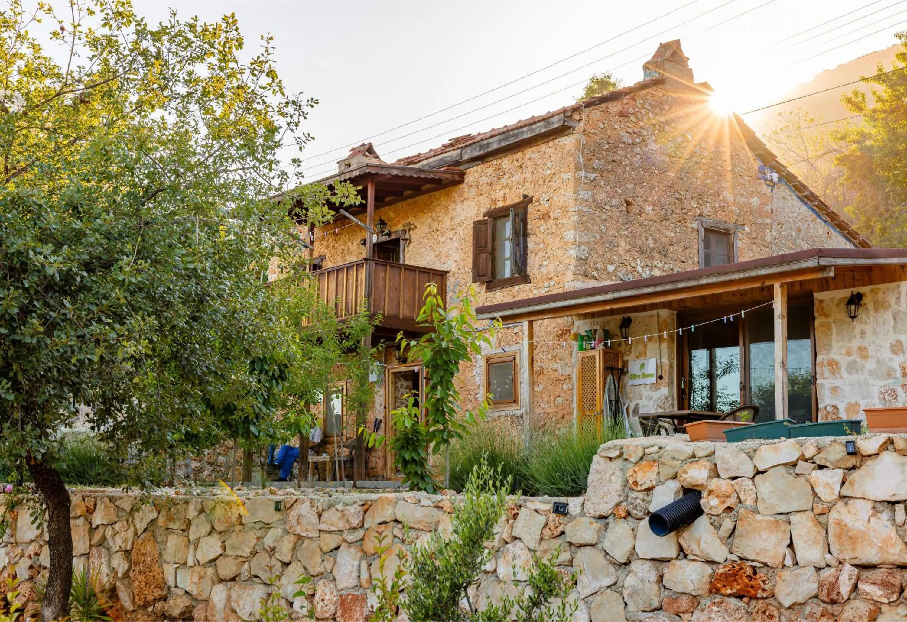 Bademlique Stone Rooms