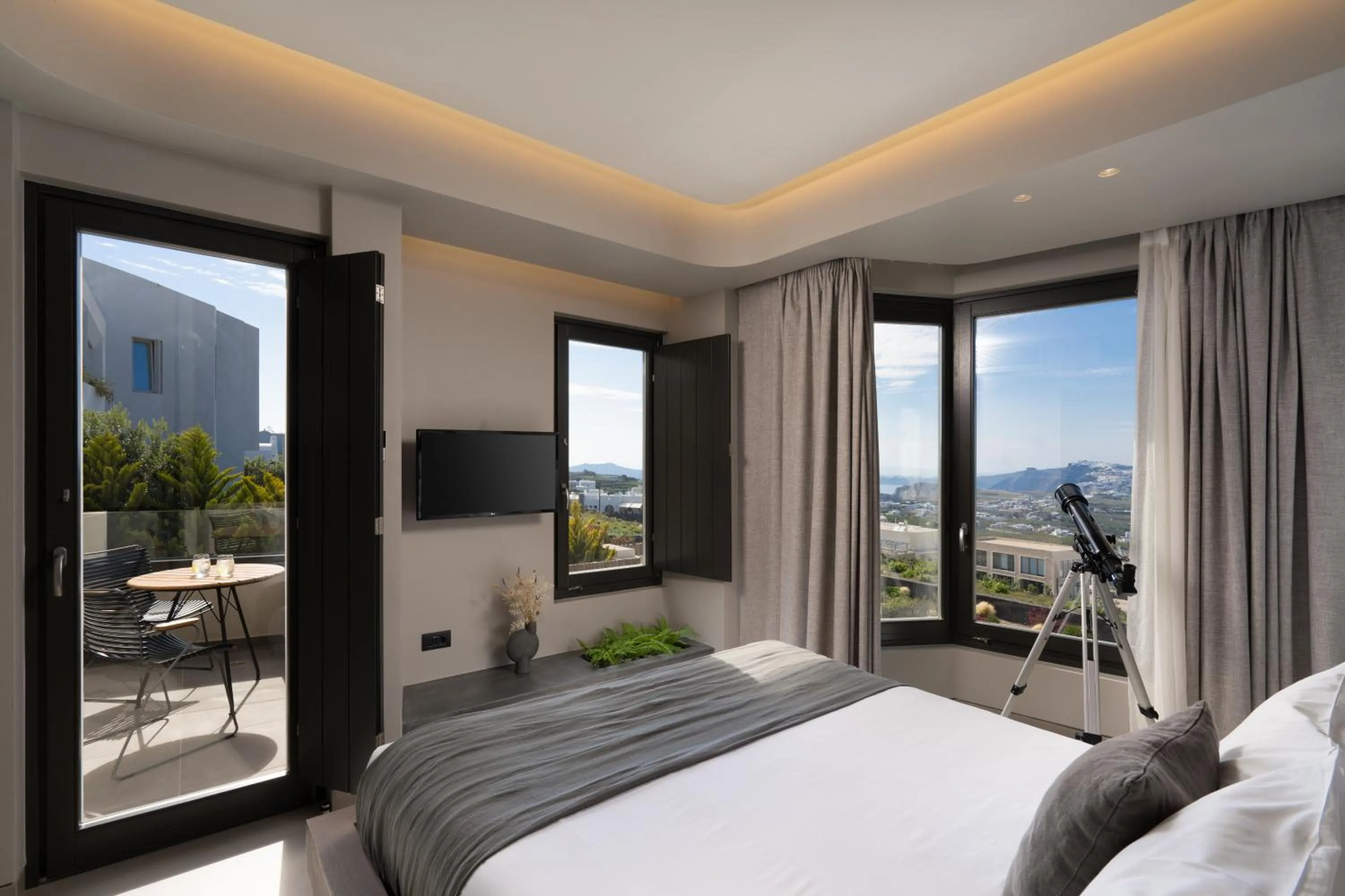 Bed in Apikia Santorini