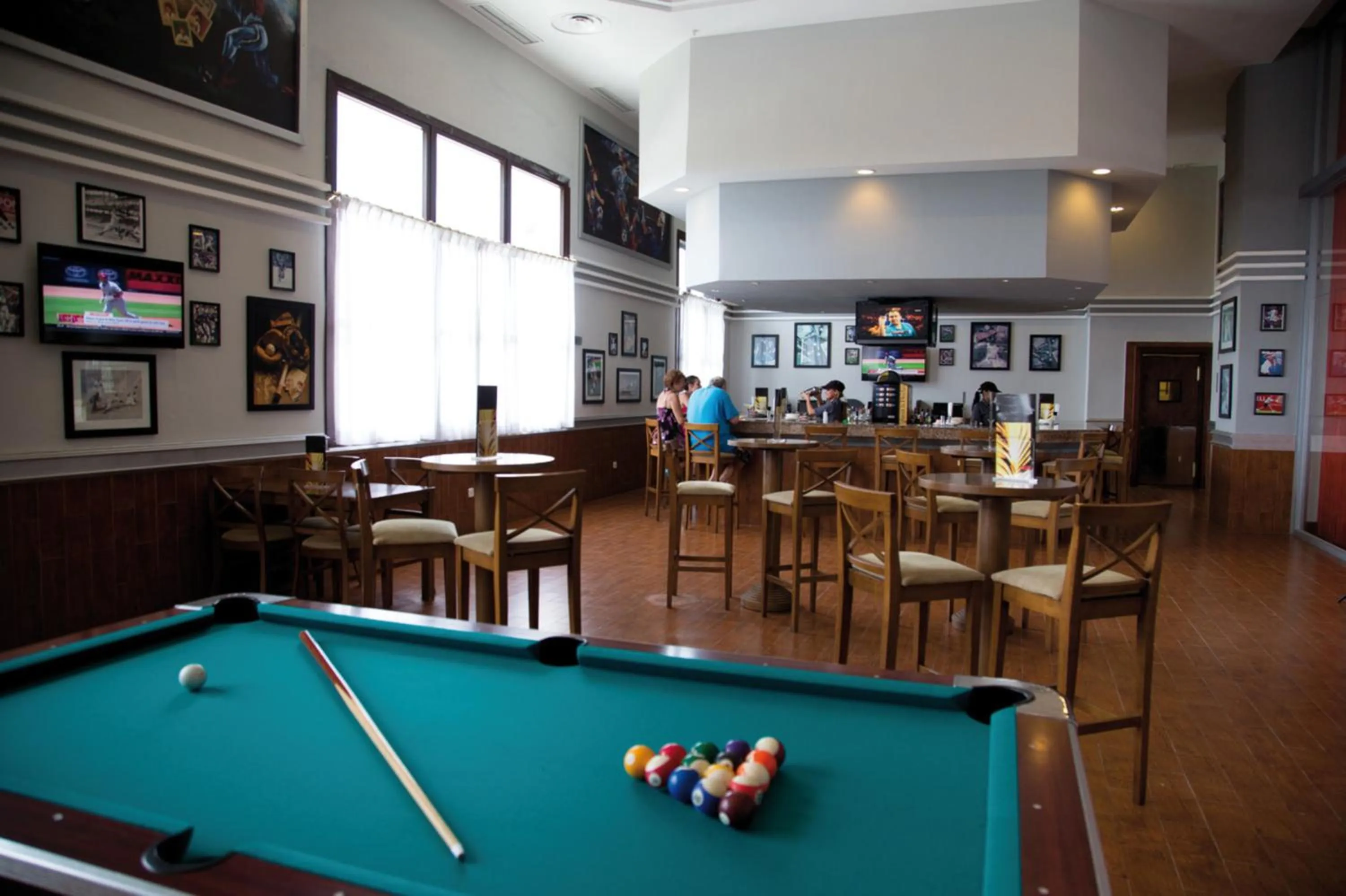 Billiard in Riu Palace Aruba - All Inclusive