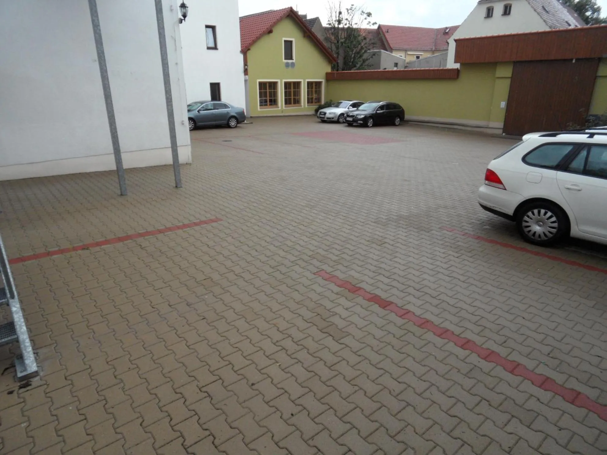 Parking in Hotel Evabrunnen