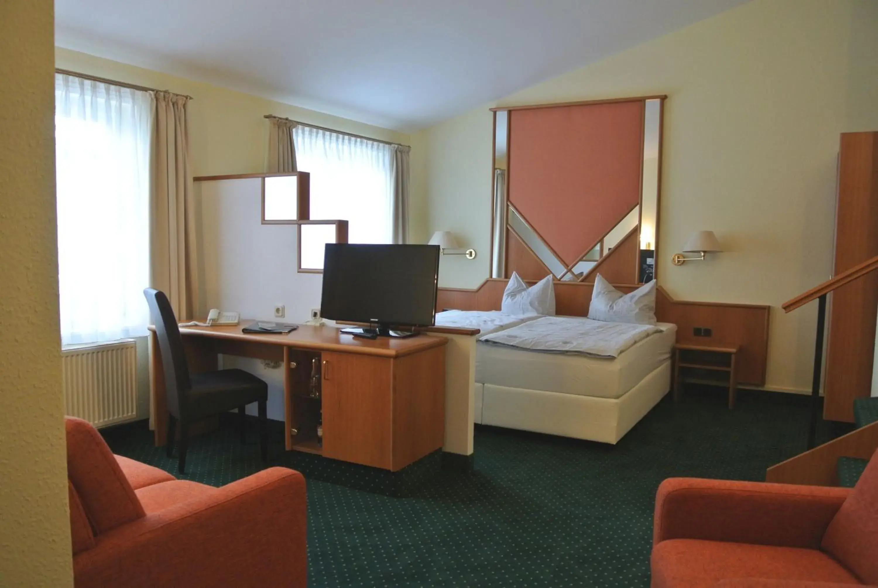 Triple Room with Shower in Hotel Evabrunnen Triple Room with Shower in Hotel Evabrunnen