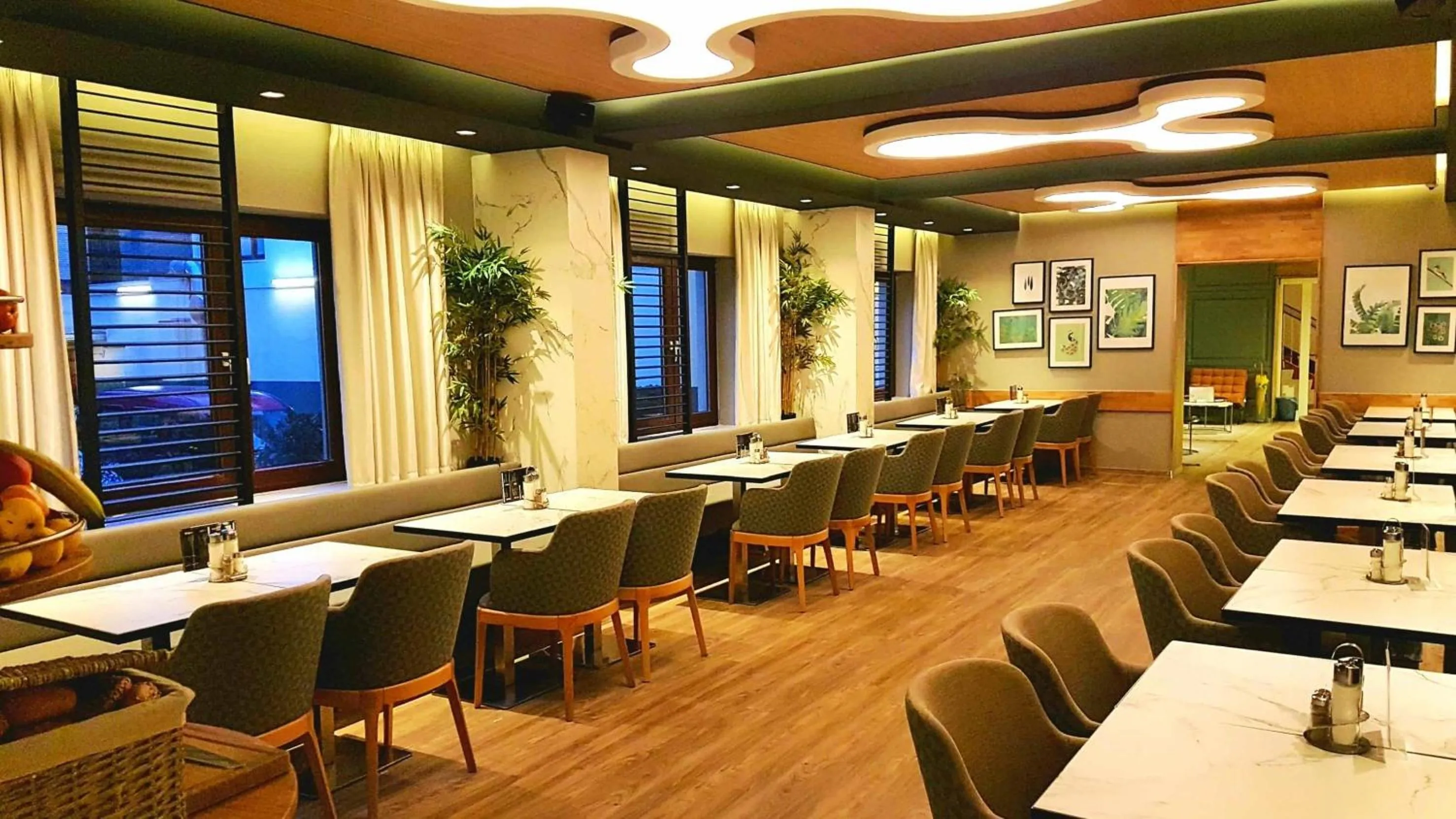 Restaurant/places to eat in St.Joseph Hotel Hamburg - Reeperbahn St.Pauli Kiez