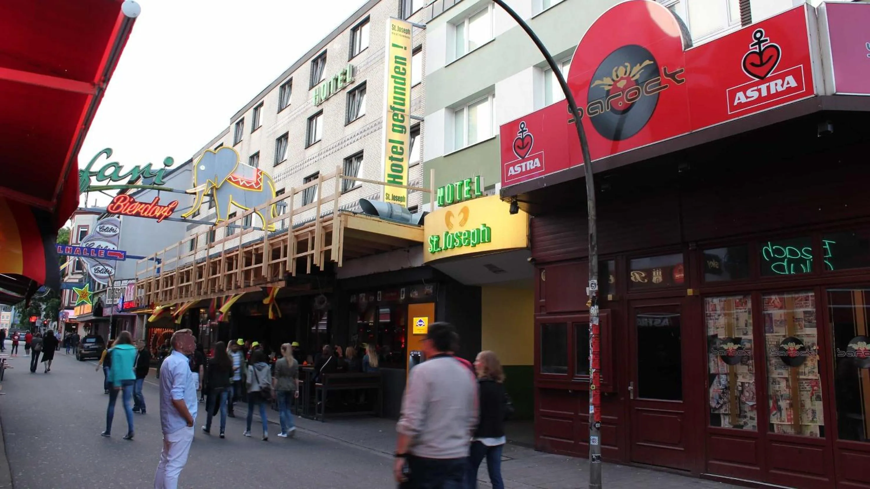 Property building in St.Joseph Hotel Hamburg - Reeperbahn St.Pauli Kiez