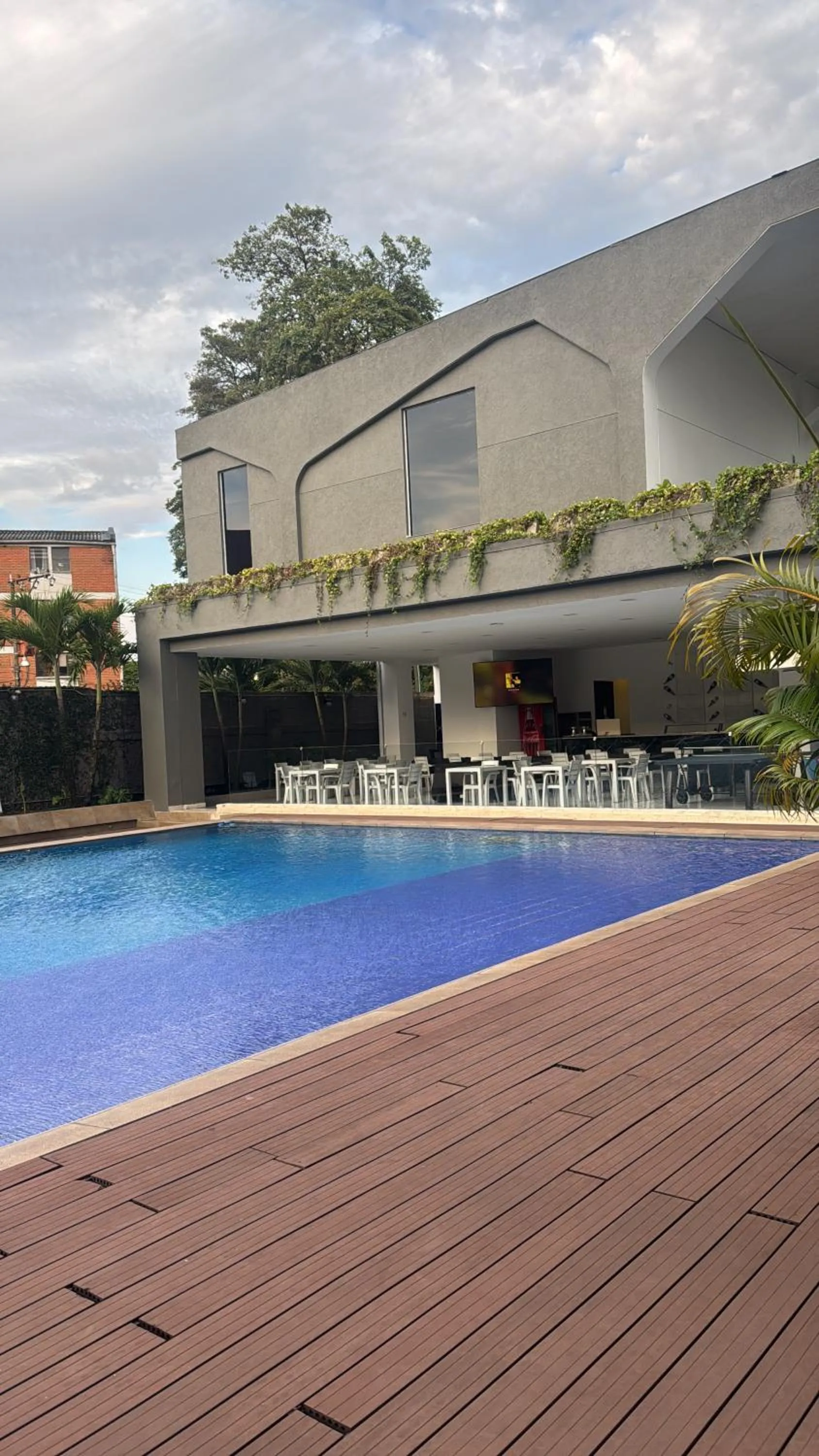 Swimming pool in Hotel Blue 66