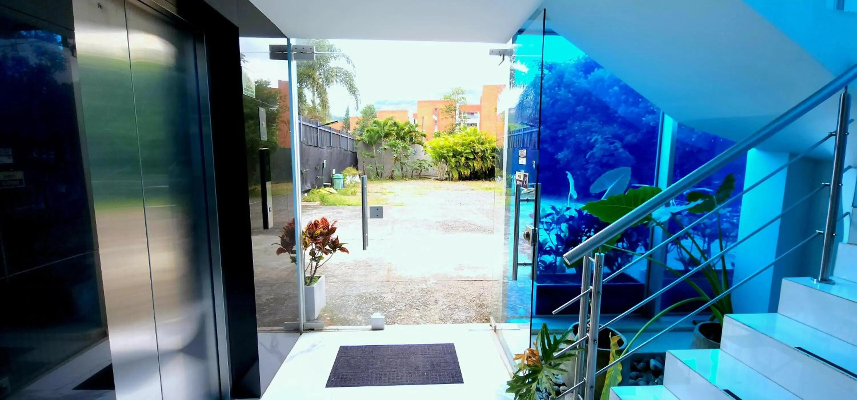 Parking in Hotel Blue 66