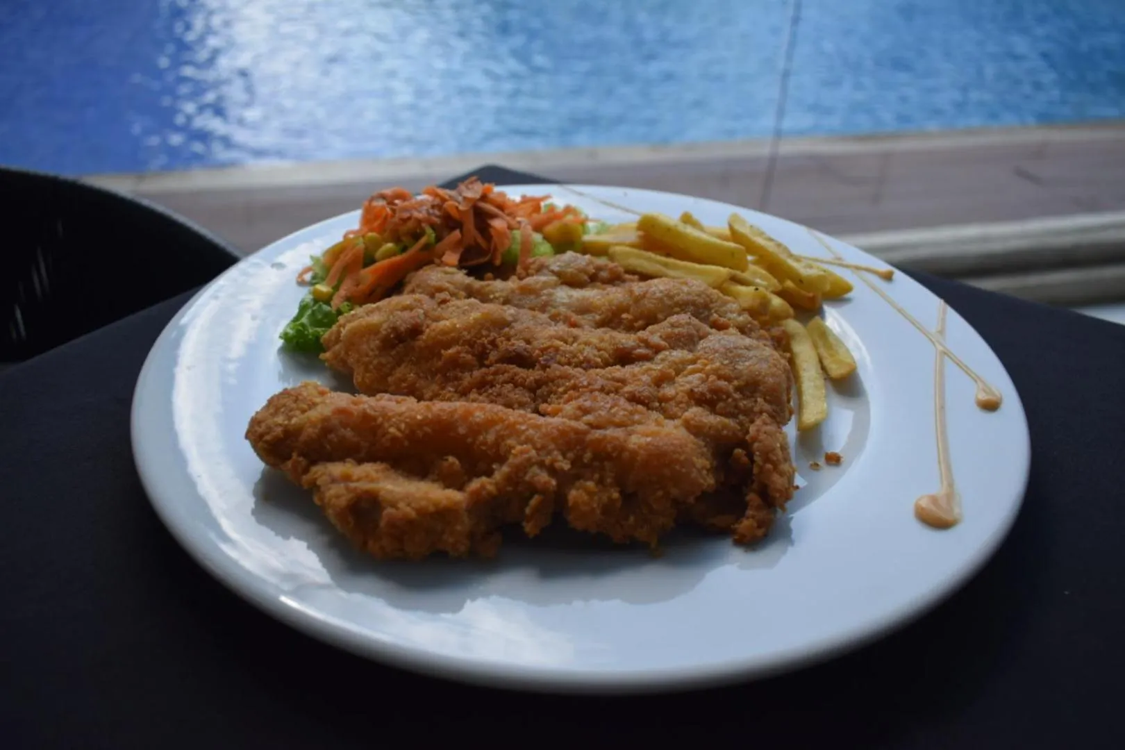 Restaurant/places to eat in Hotel Blue 66